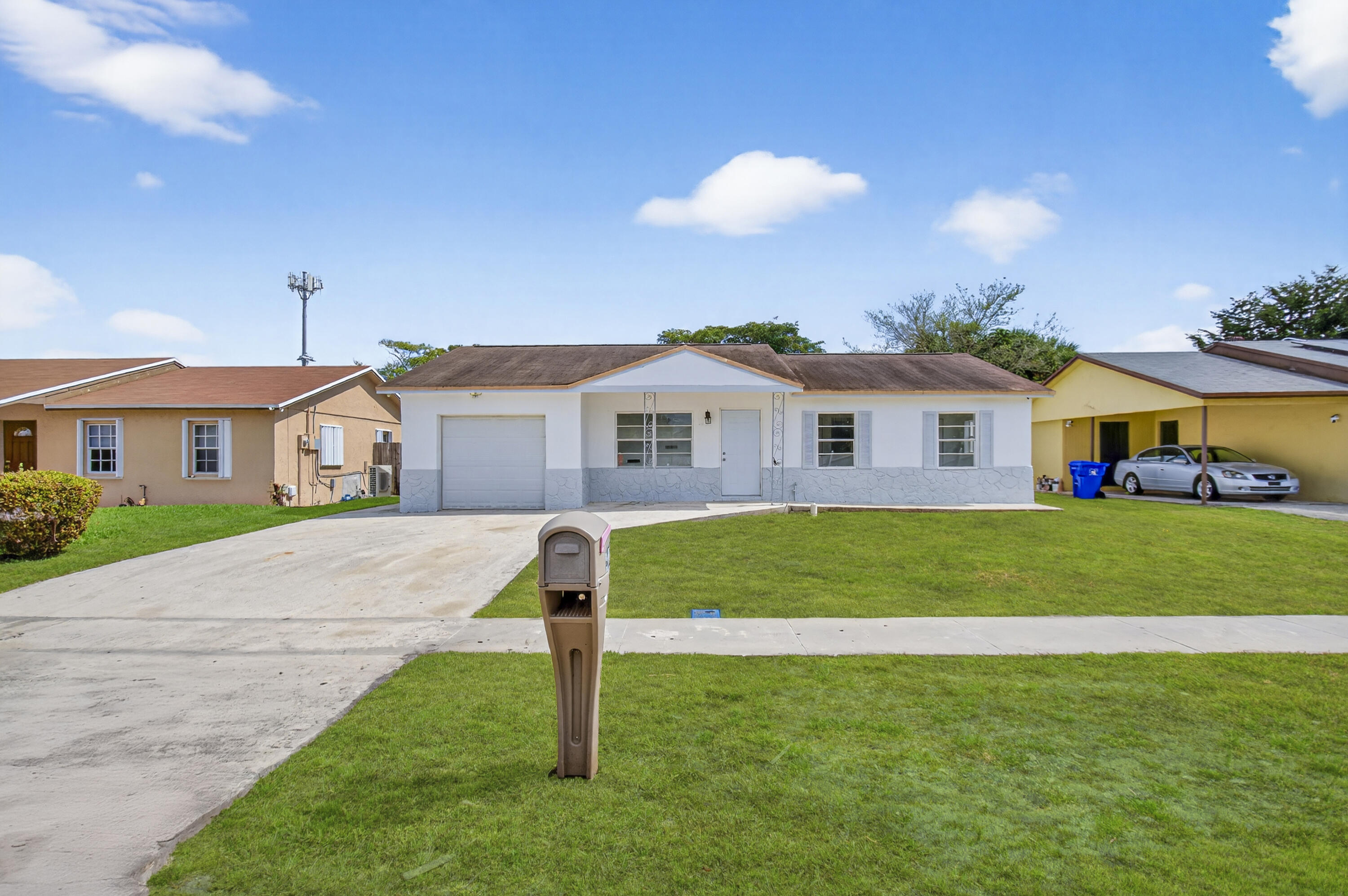 405 SW 78TH, North Lauderdale FL 33068
