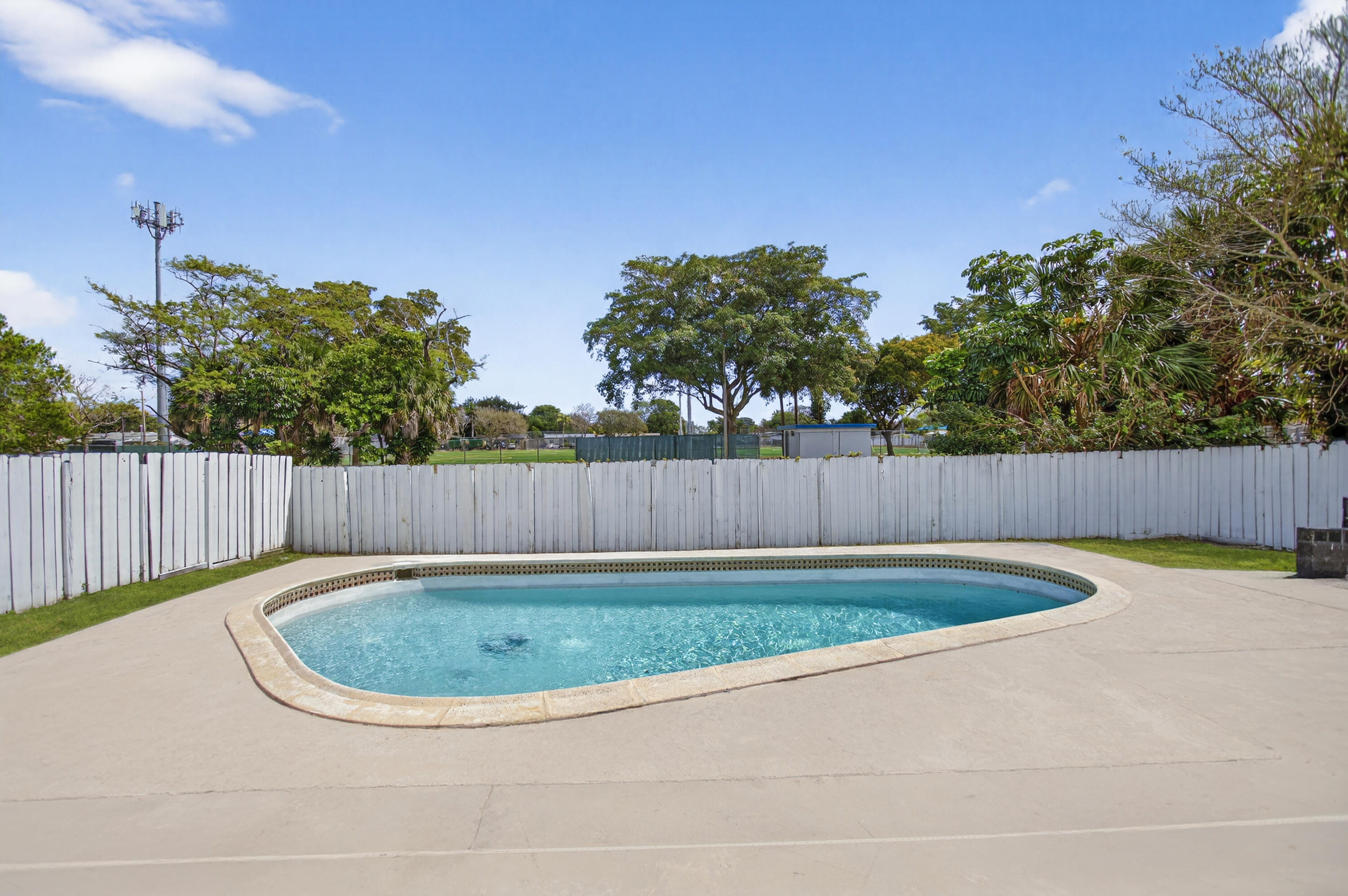 405 SW 78TH, North Lauderdale FL 33068