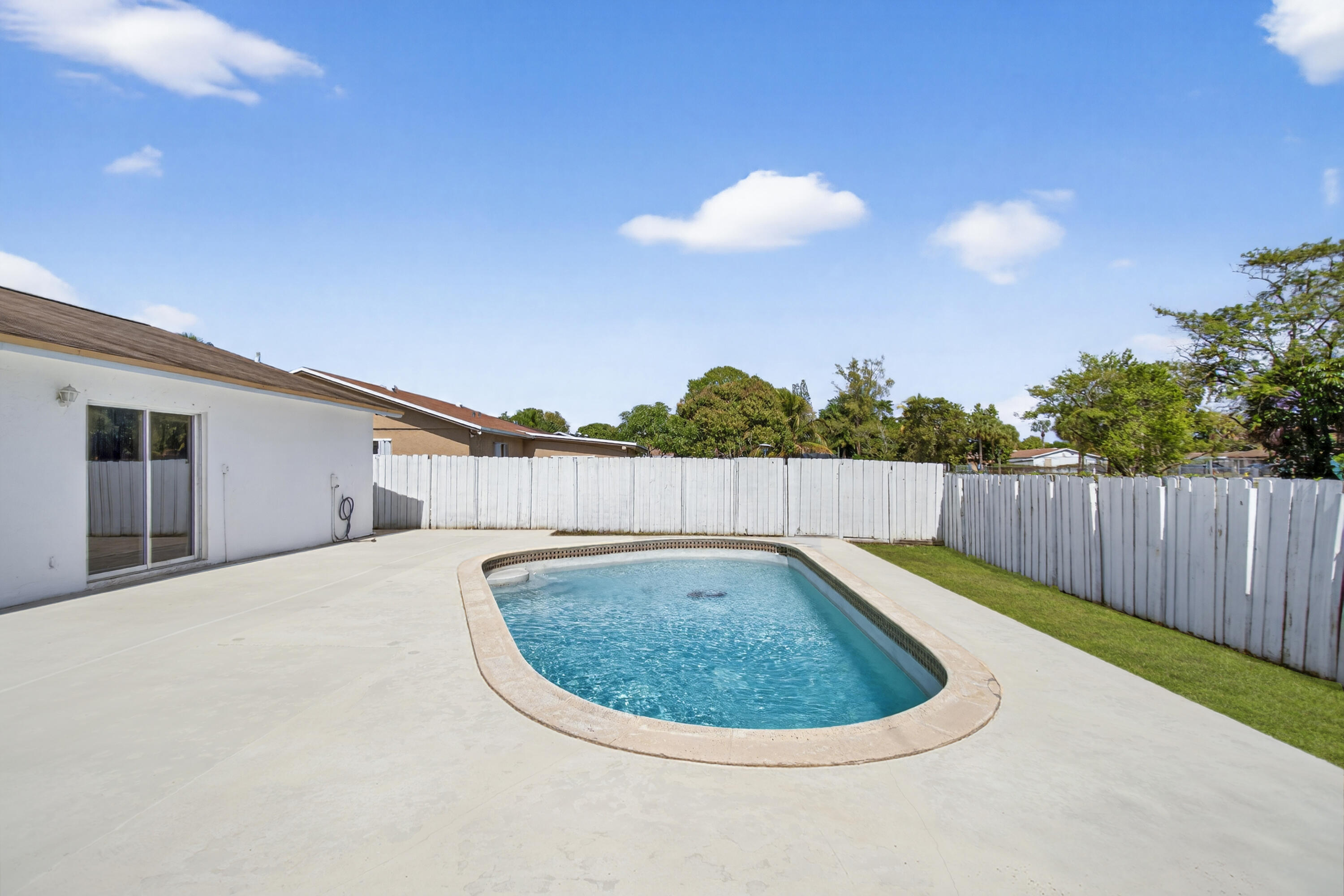 405 SW 78TH, North Lauderdale FL 33068