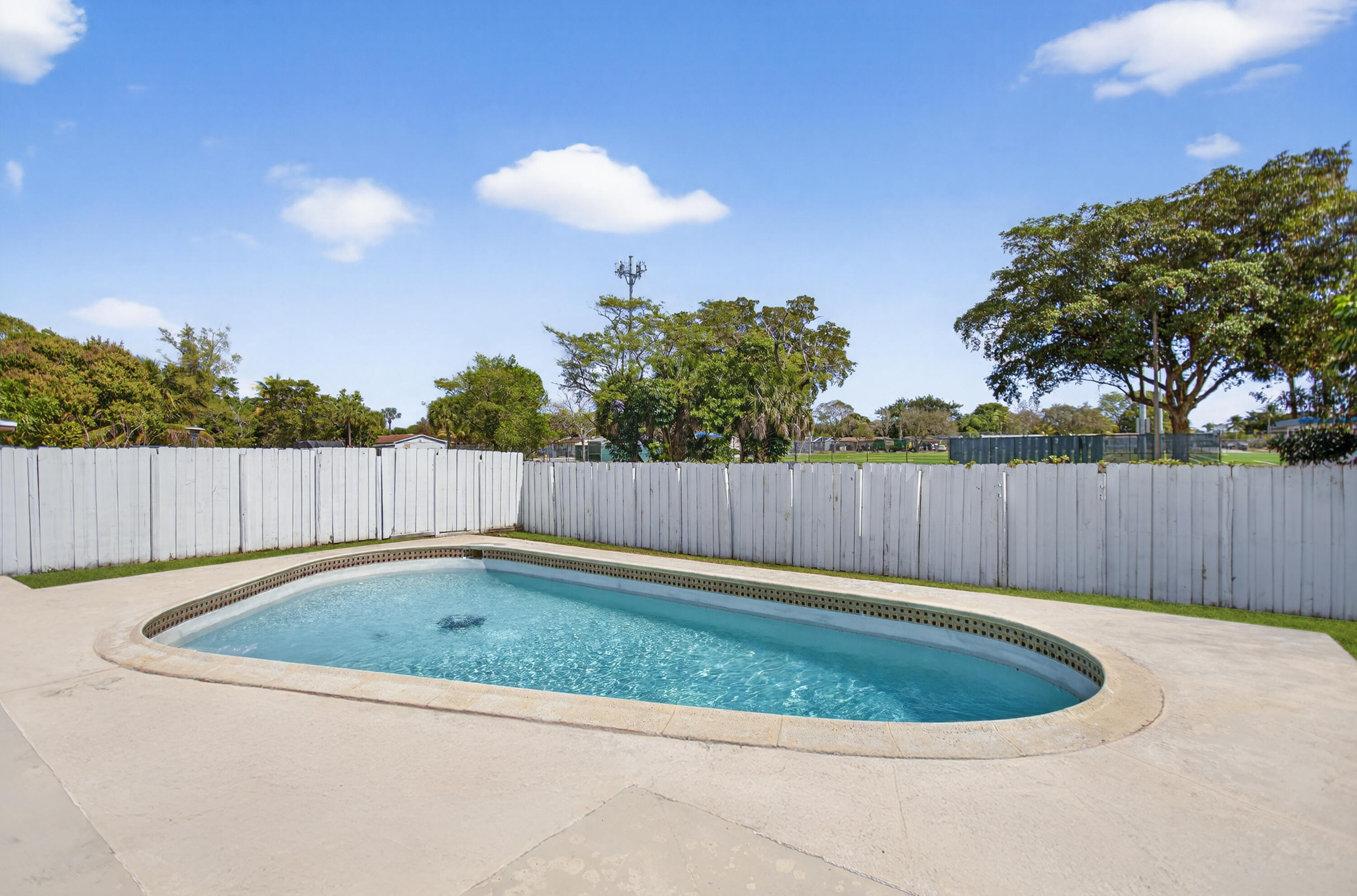 405 SW 78TH, North Lauderdale FL 33068