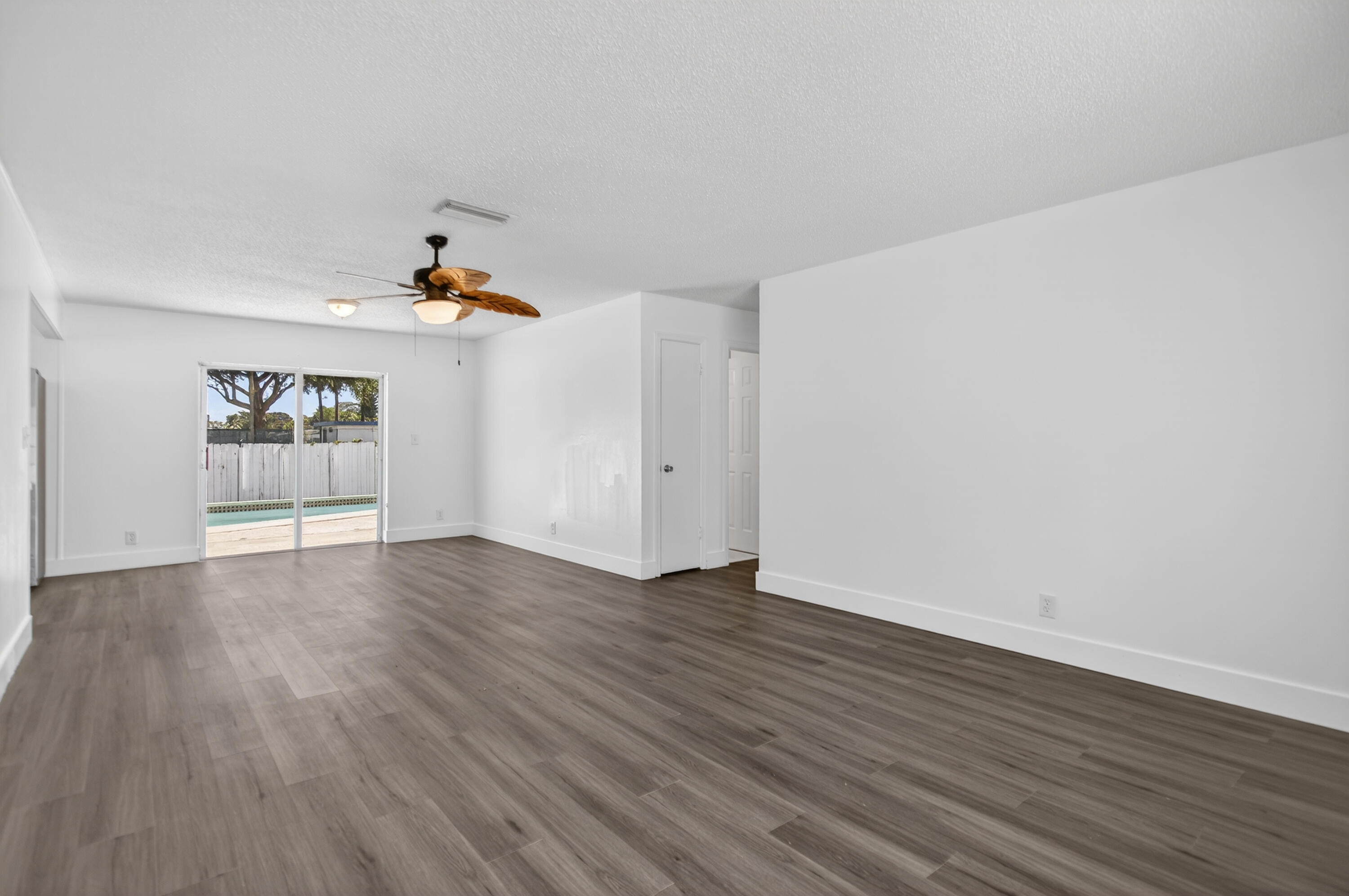 405 SW 78TH, North Lauderdale FL 33068