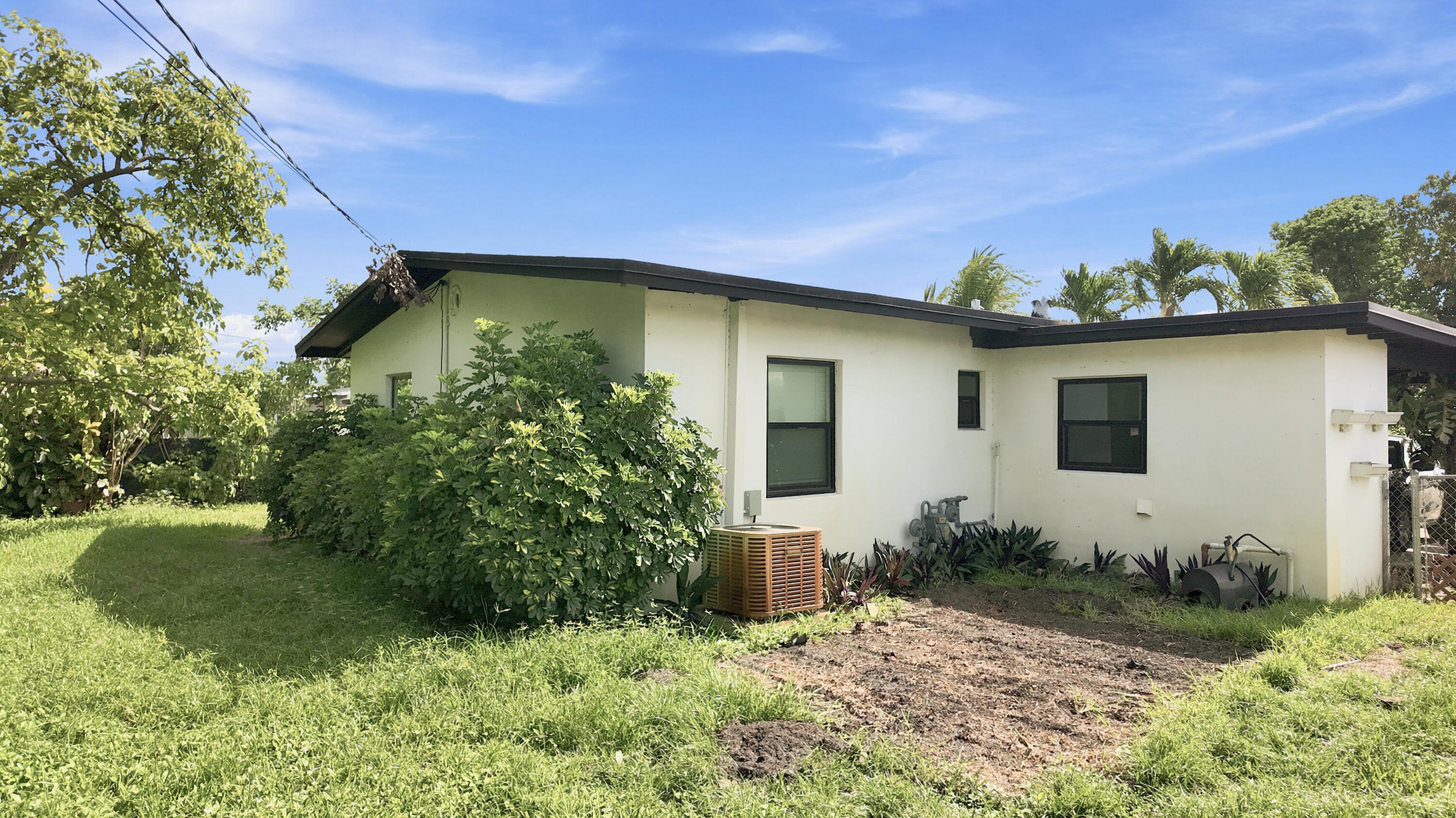 720 S 11th, Lantana FL 33462