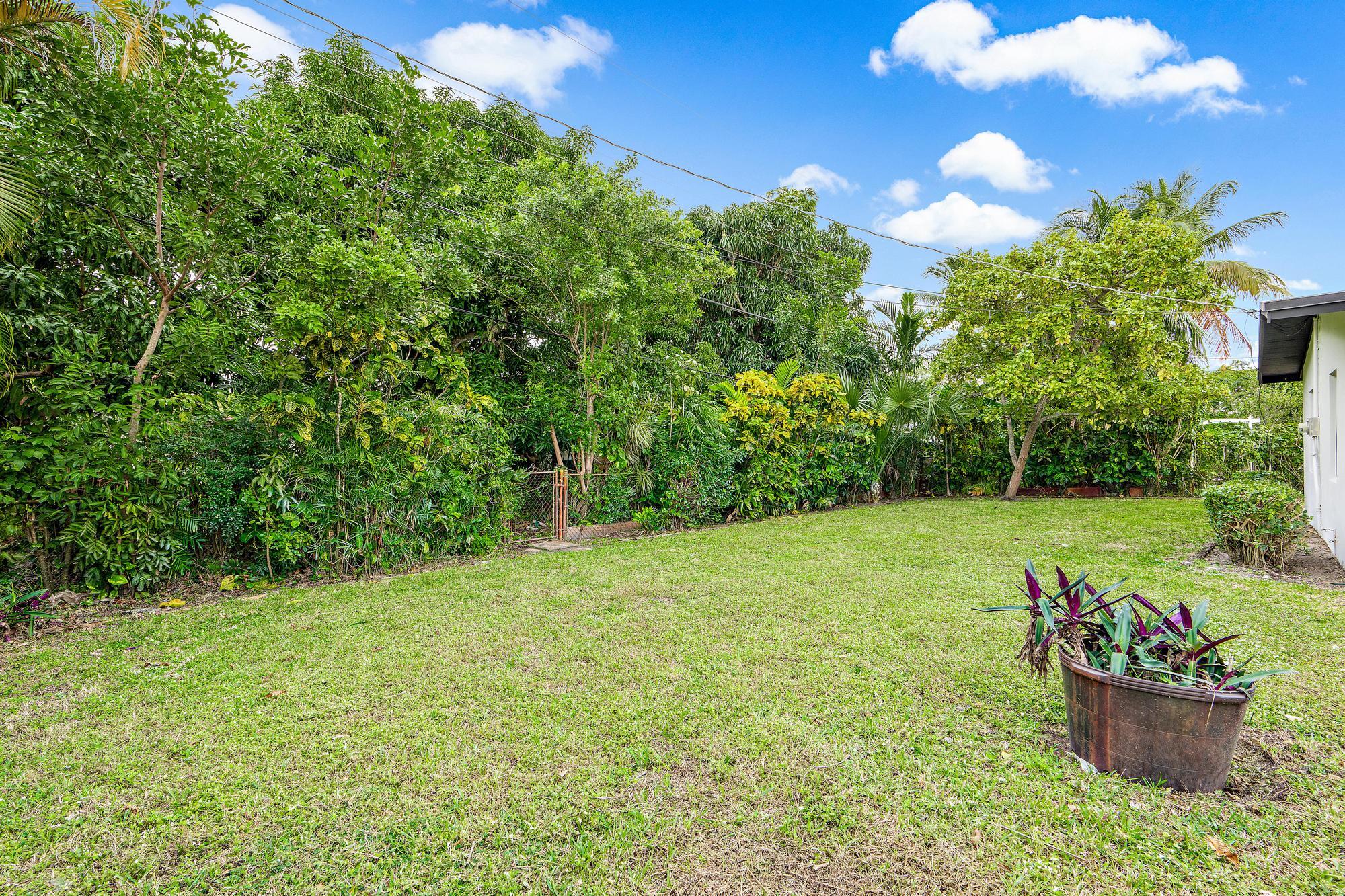 720 S 11th, Lantana FL 33462