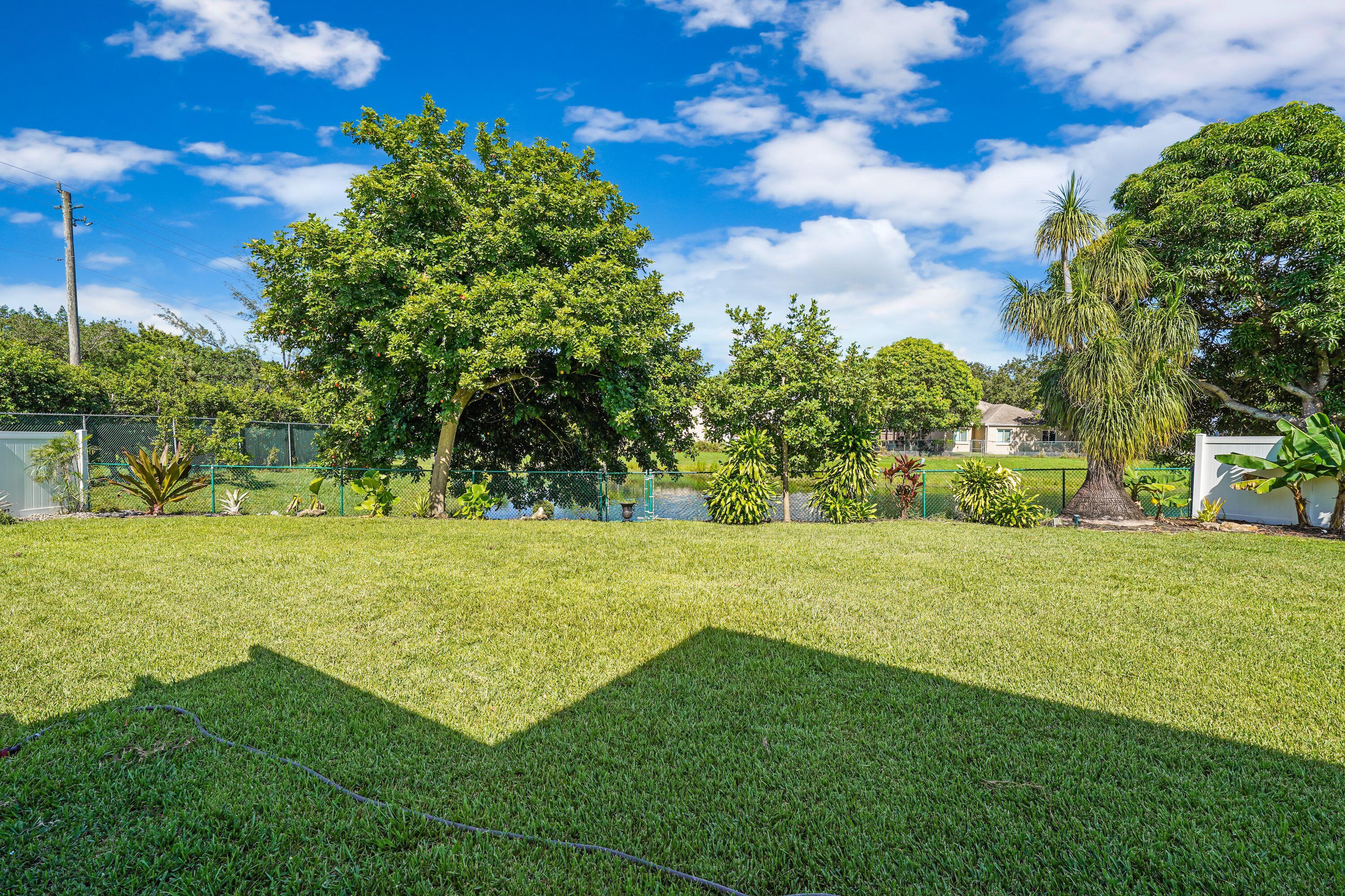 911 SW 87th, Pembroke Pines FL 33025