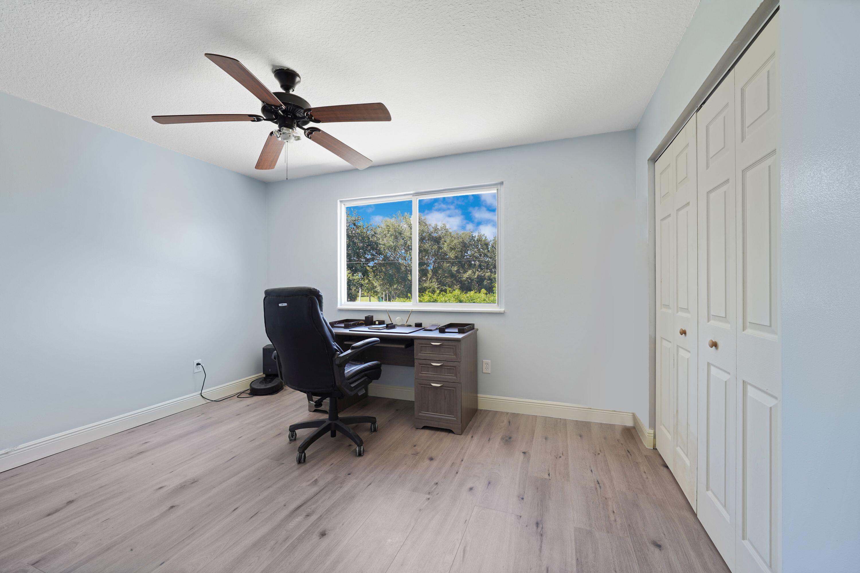 911 SW 87th, Pembroke Pines FL 33025