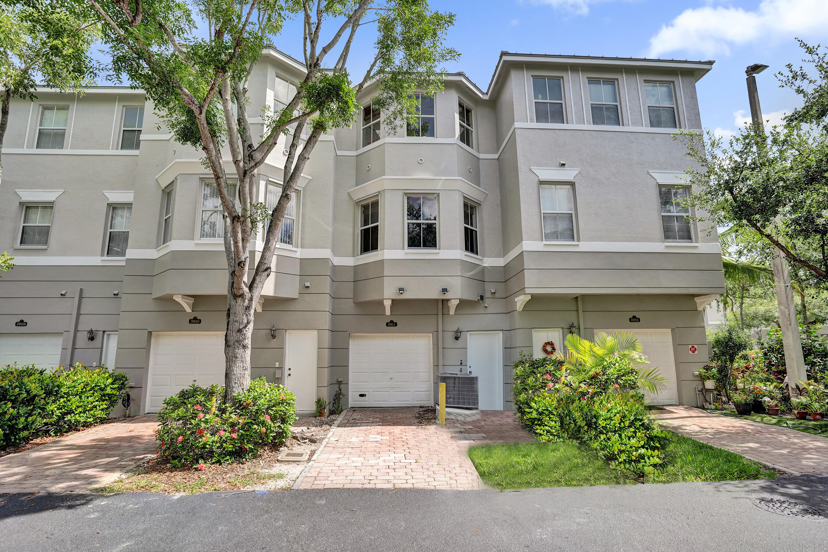 3911 Shoma, Royal Palm Beach FL 33414
