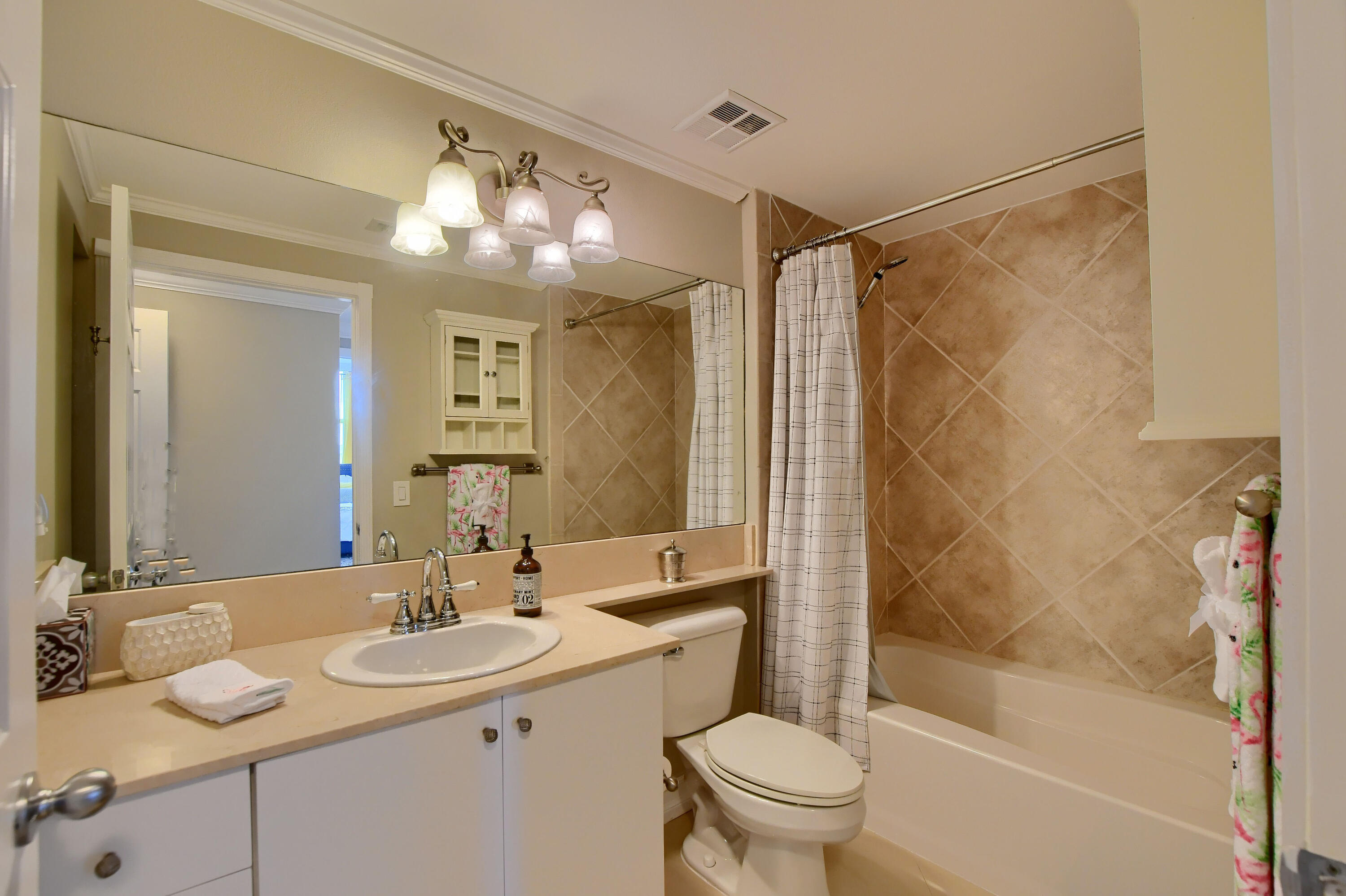 804 E Windward #603, Lantana FL 33462