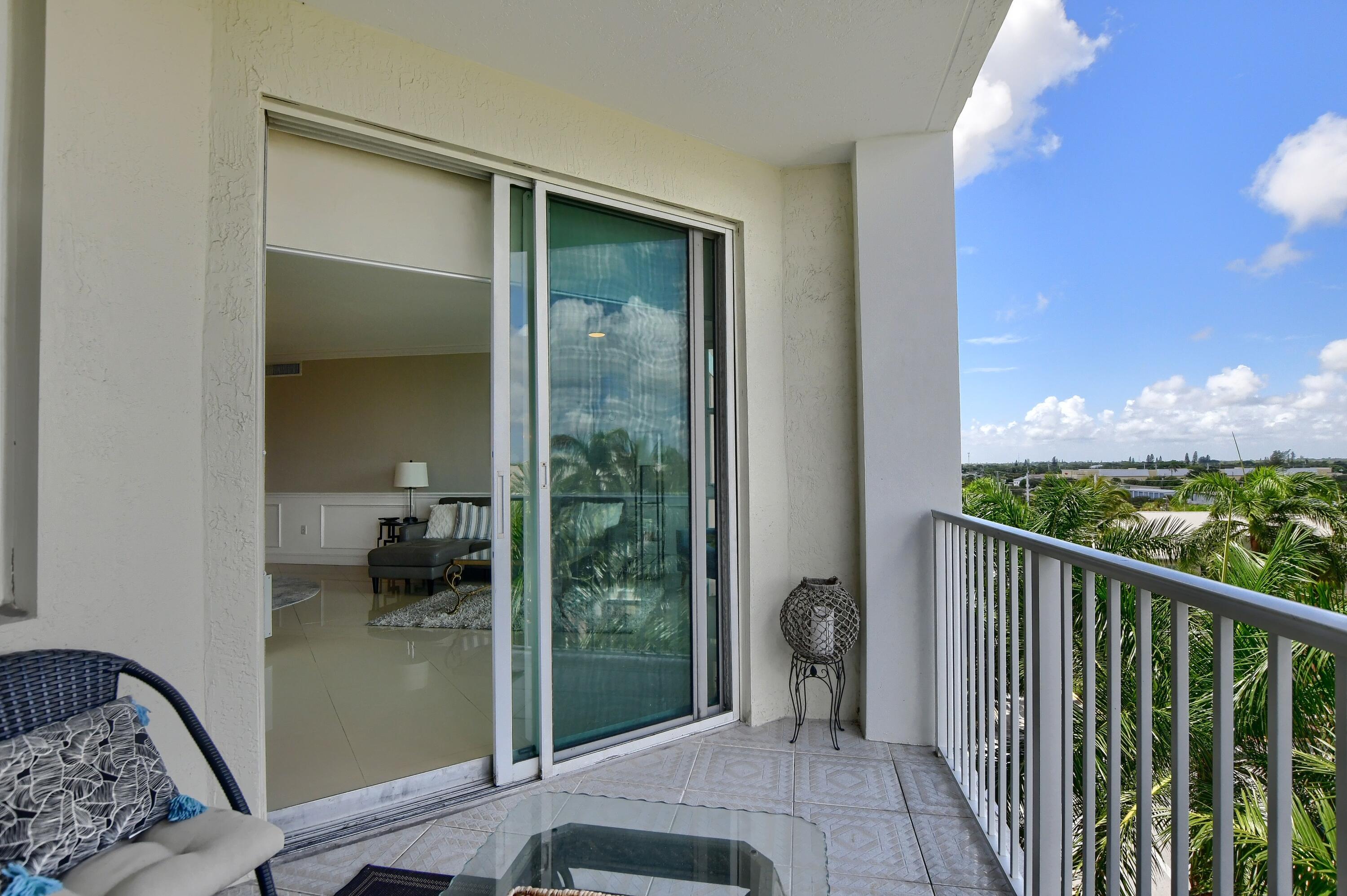804 E Windward #603, Lantana FL 33462