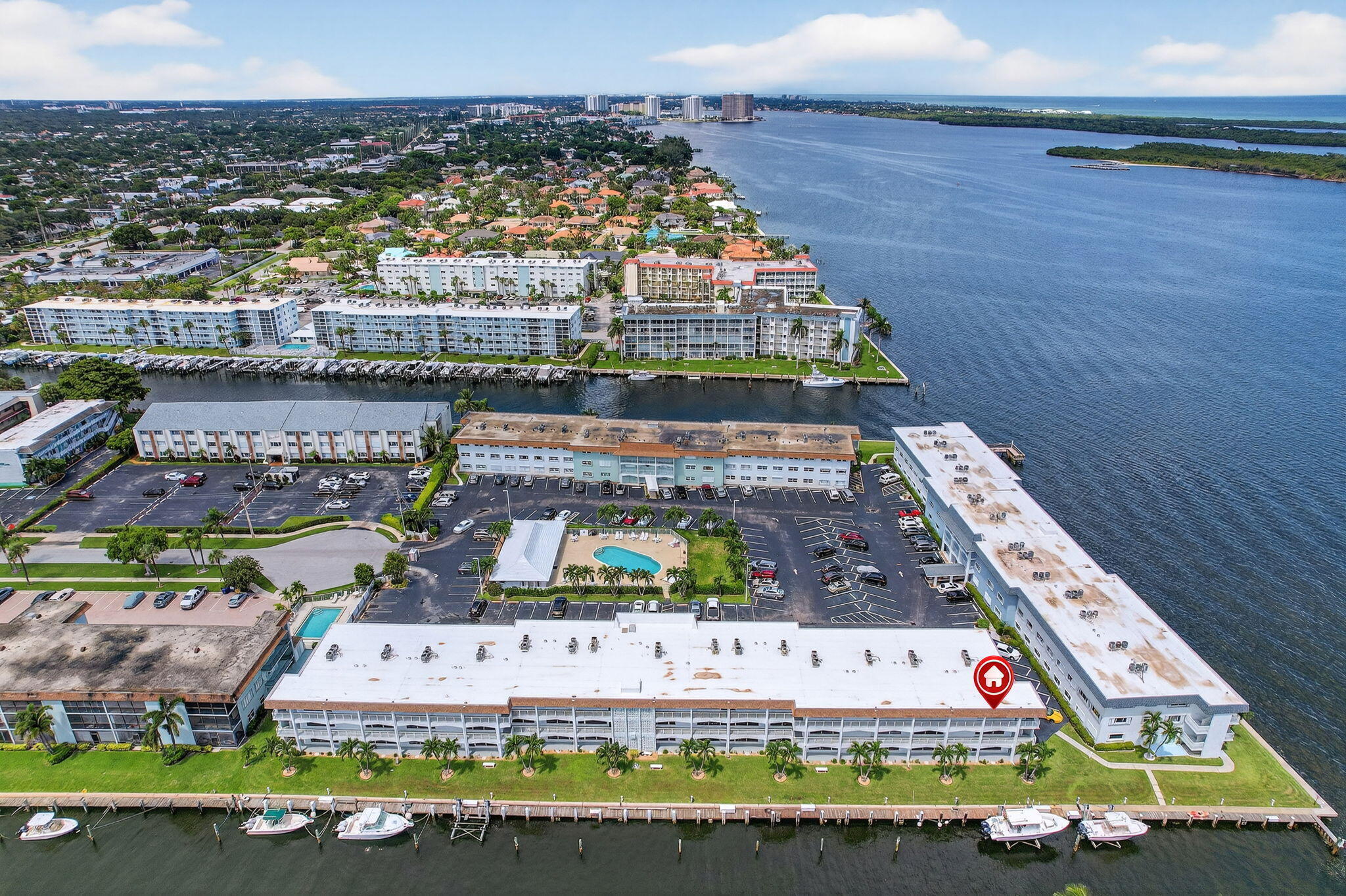 110 SHORE #301, North Palm Beach FL 33408