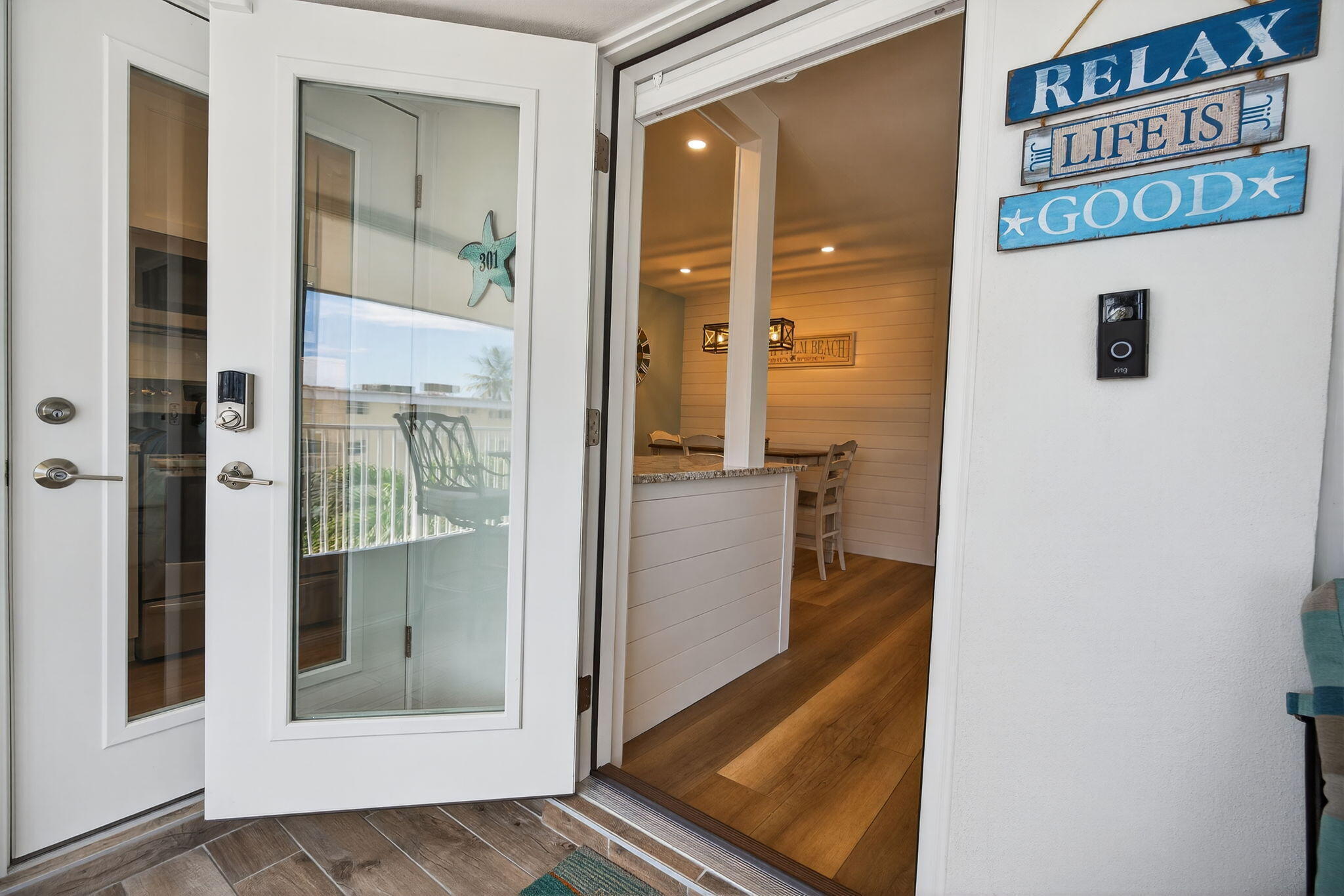 110 SHORE #301, North Palm Beach FL 33408