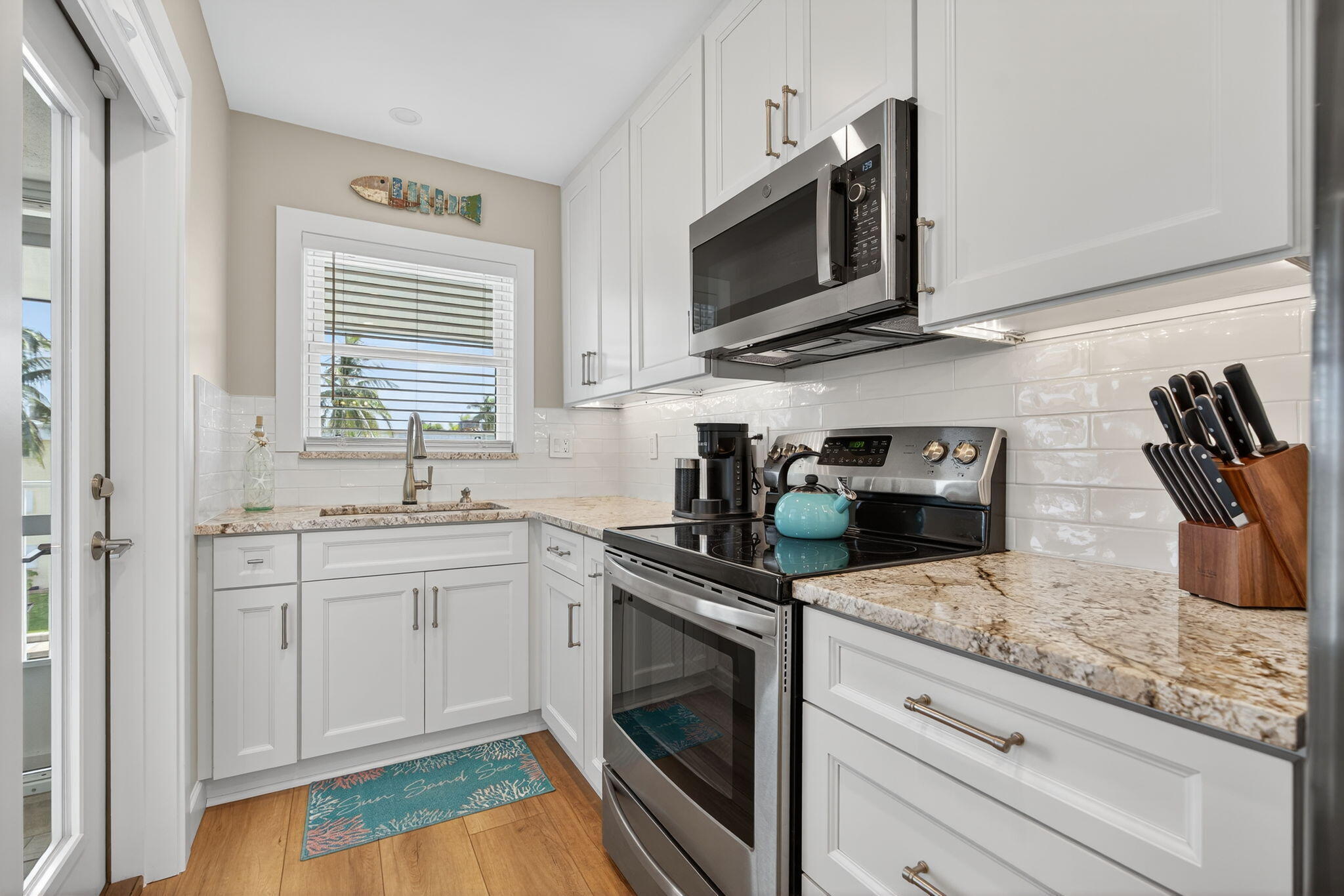 110 SHORE #301, North Palm Beach FL 33408
