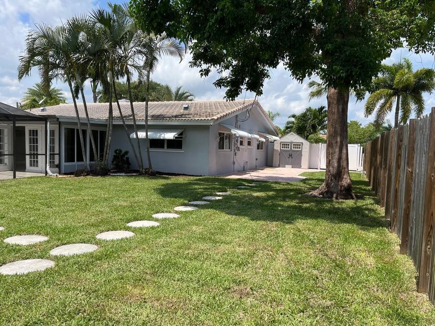 1288 SW 7th, Boca Raton FL 33486