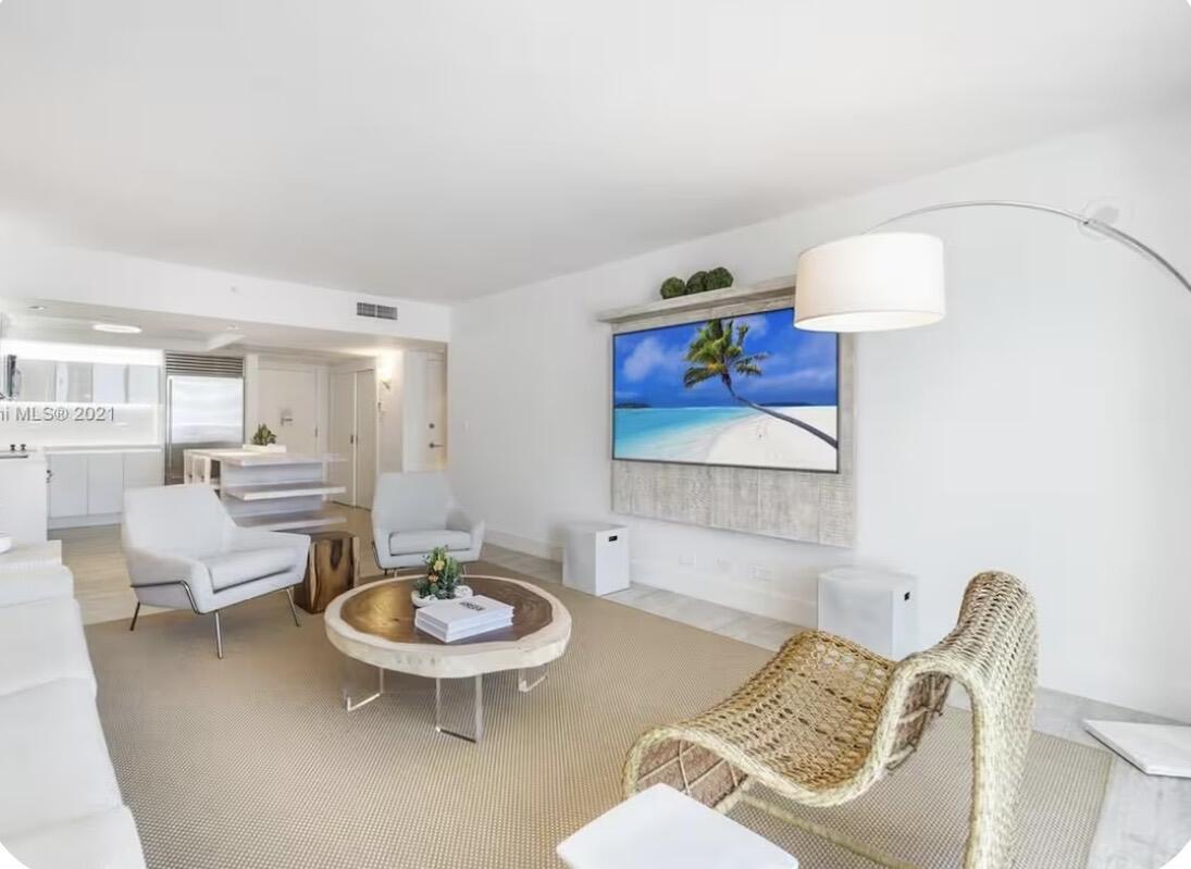 102 24th #1512, Miami Beach FL 33139
