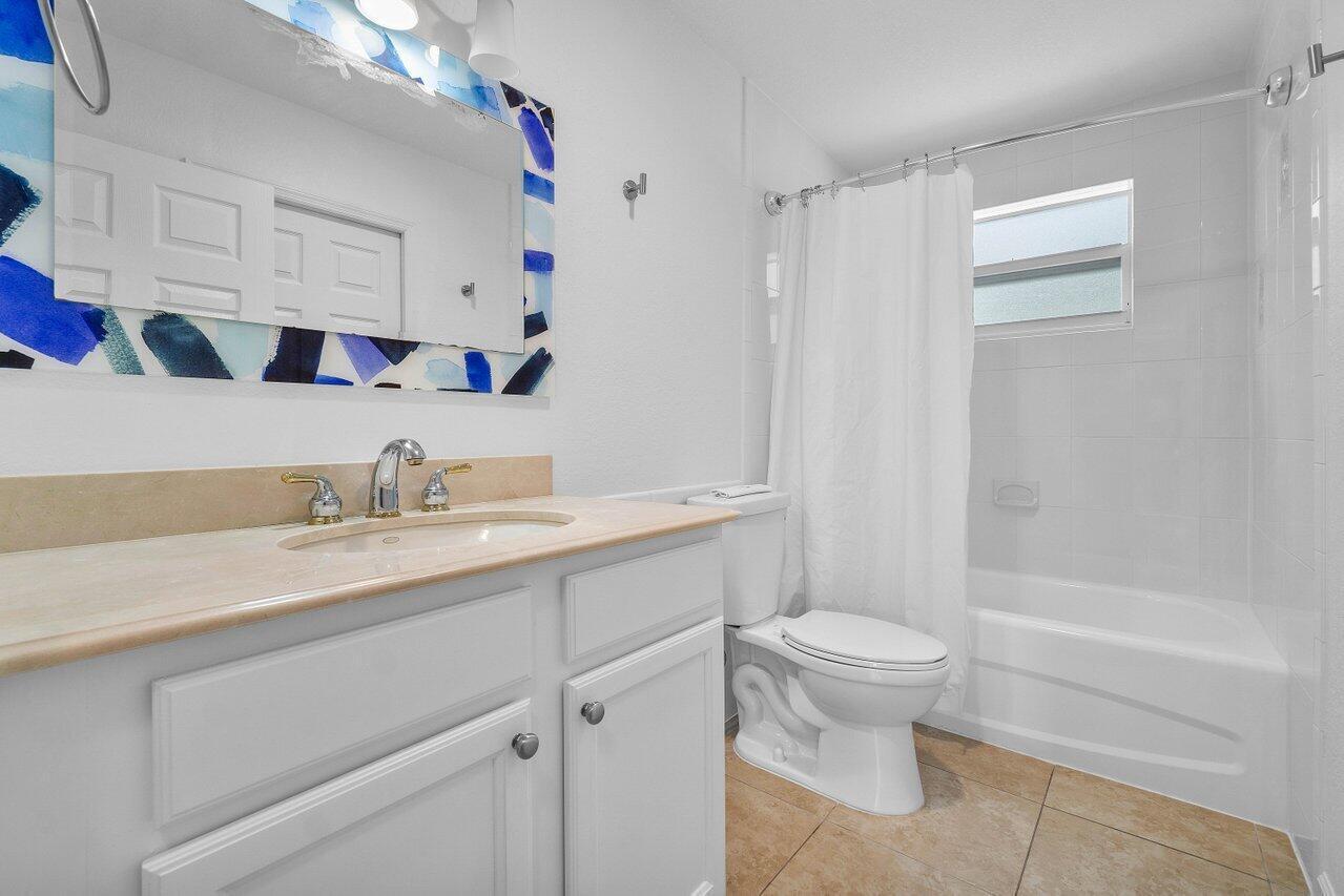 125 Gregory, West Palm Beach FL 33405