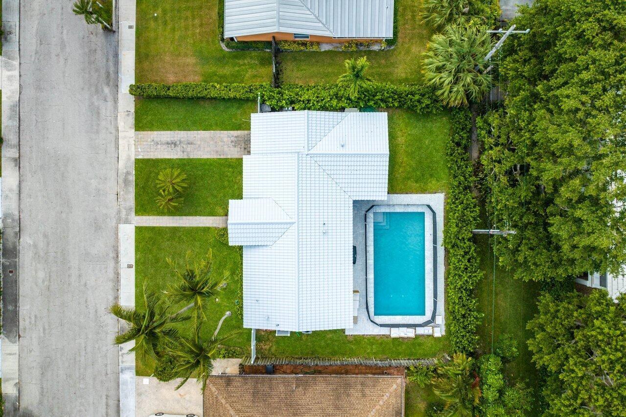 125 Gregory, West Palm Beach FL 33405