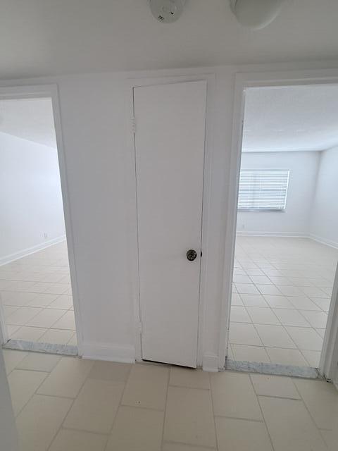 2555 NE 11TH #402, Fort Lauderdale FL 33304