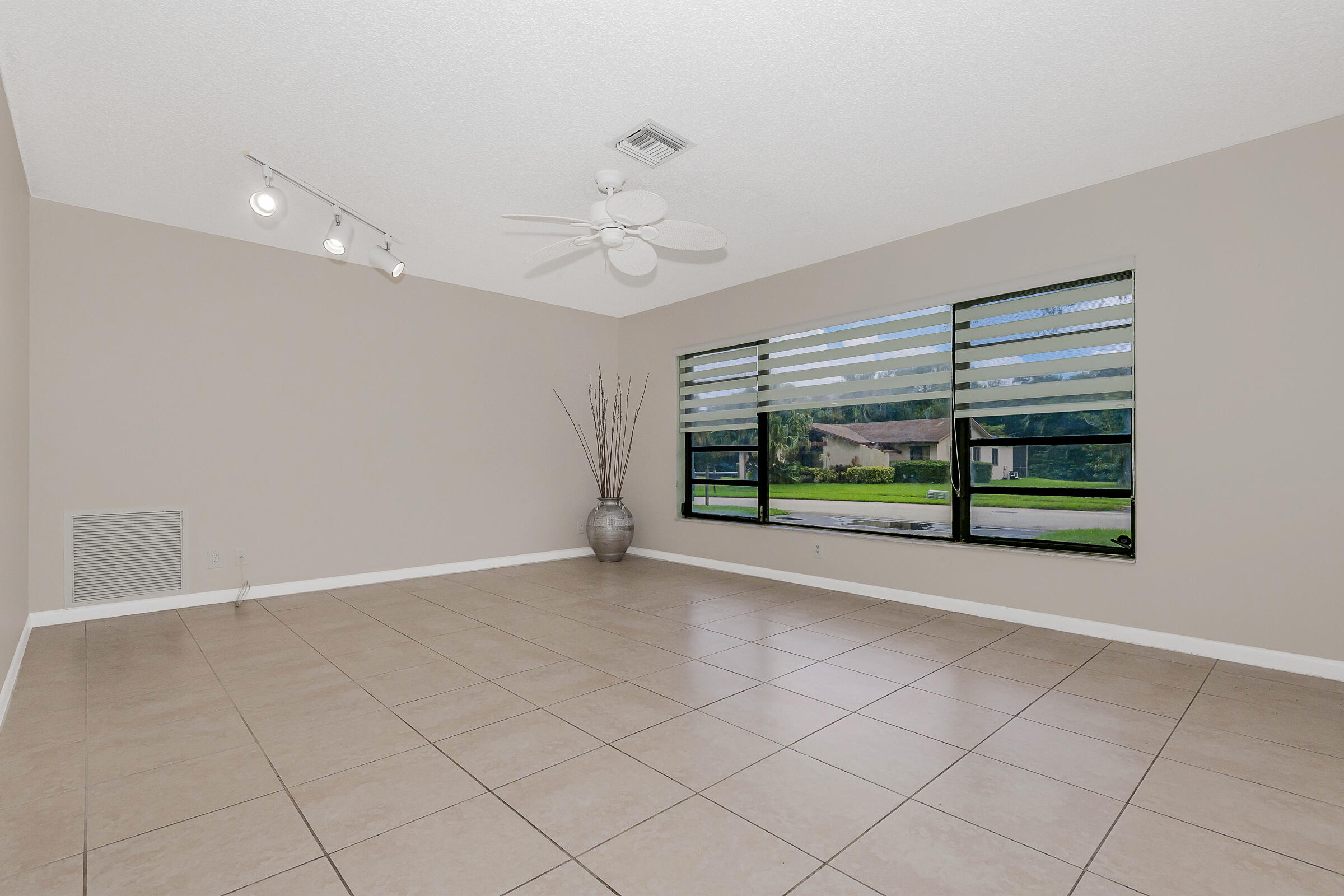 2831 NW 51ST, Margate FL 33063