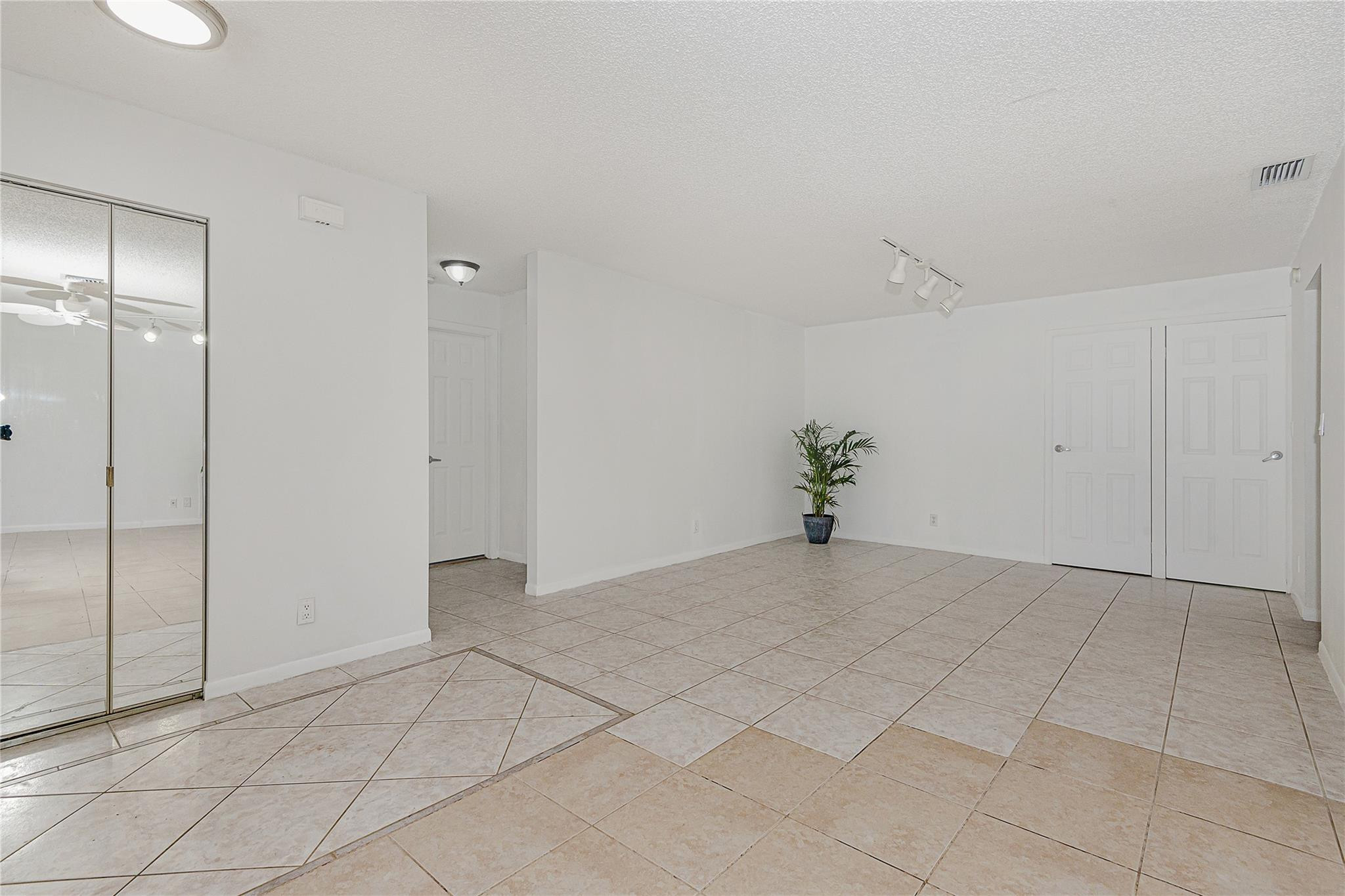2831 NW 51ST, Margate FL 33063