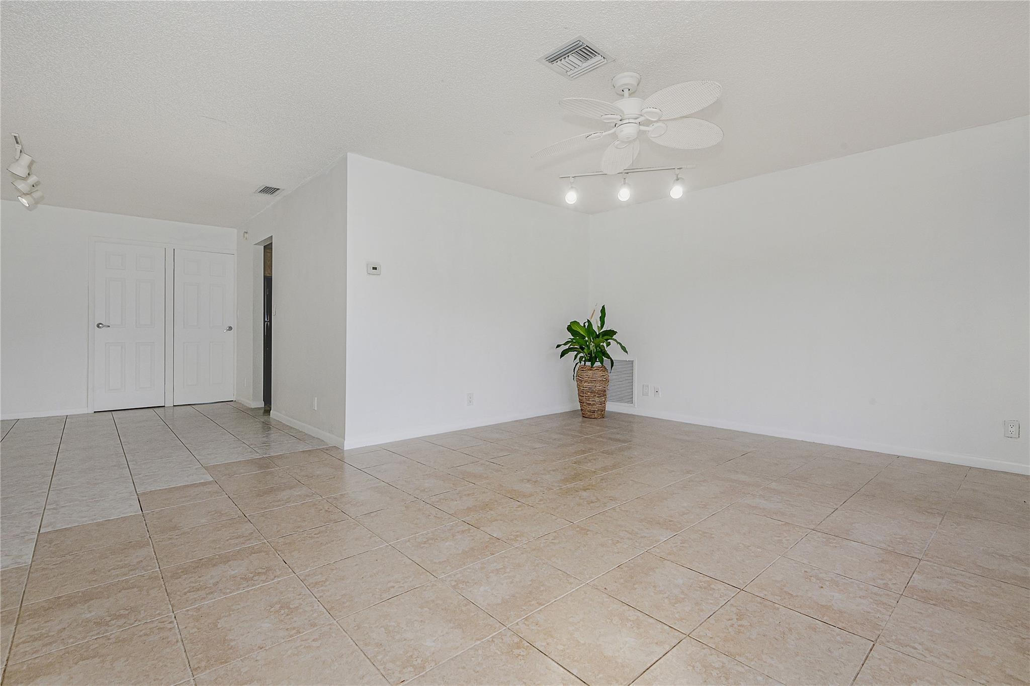 2831 NW 51ST, Margate FL 33063