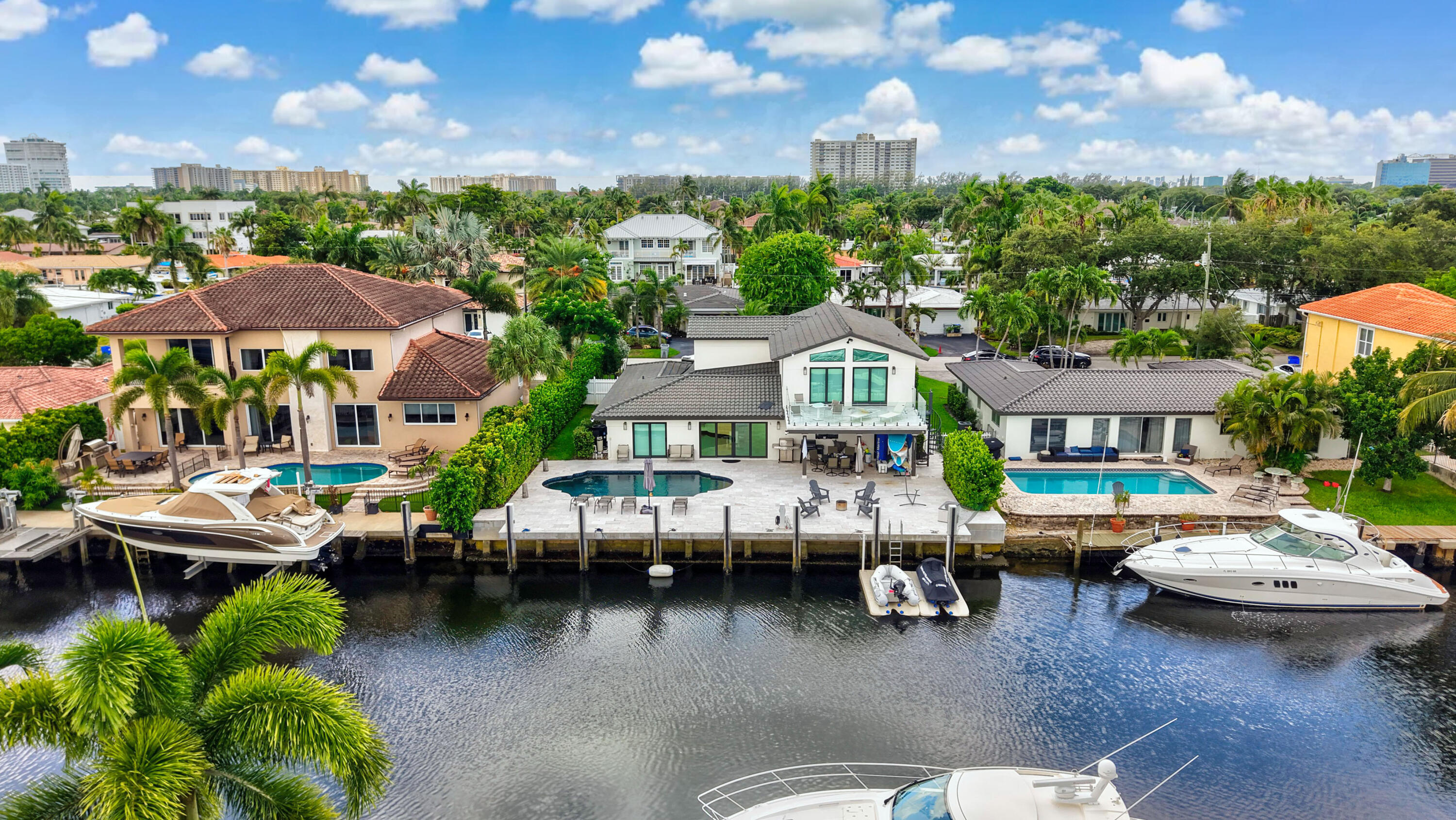 2447 SE 10th, Pompano Beach FL 33062