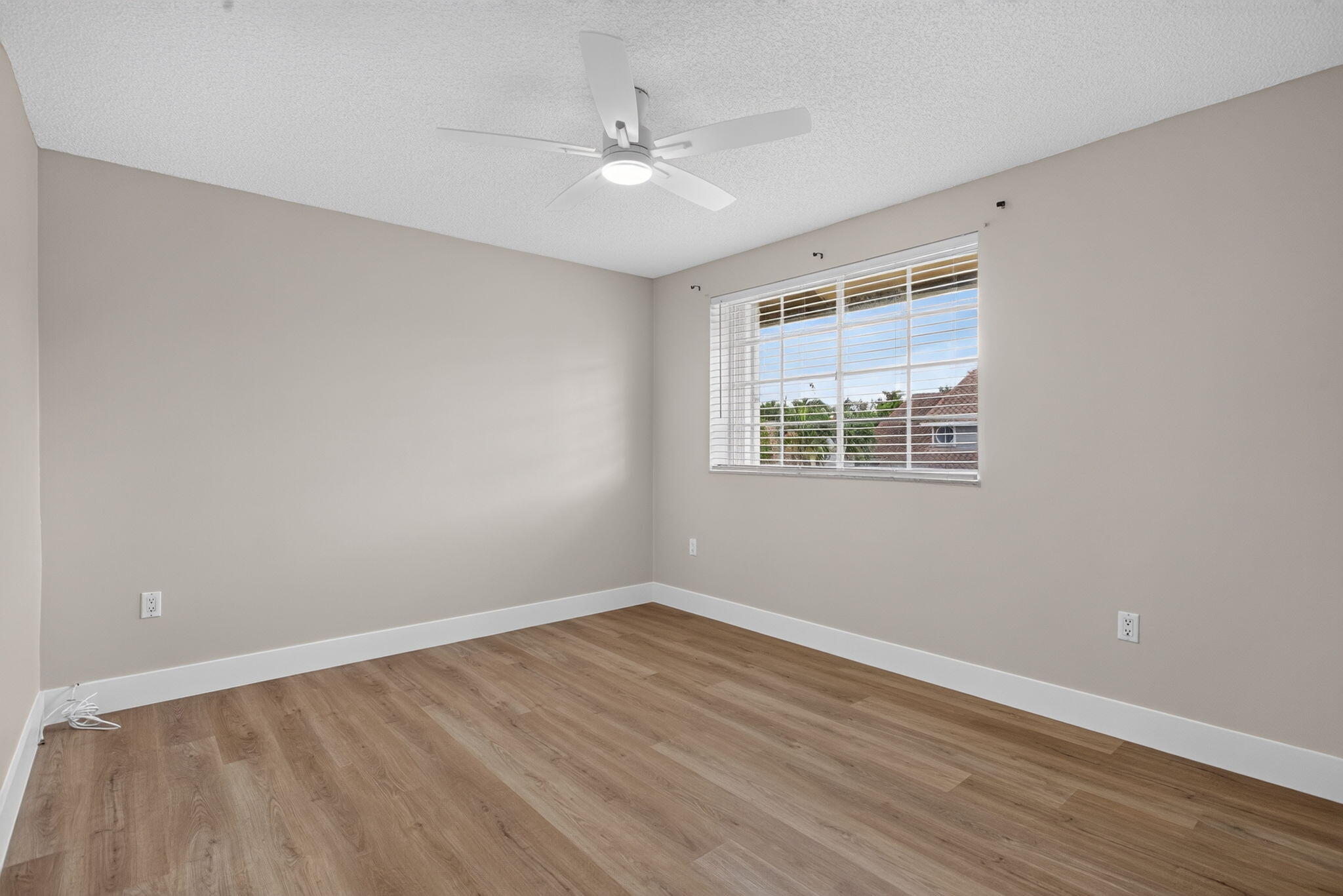 12149 NW 34TH, Sunrise FL 33323