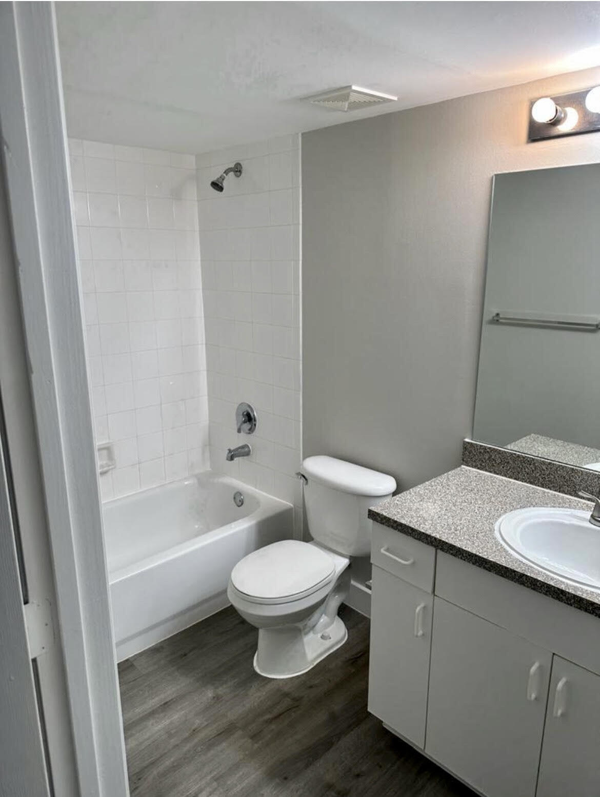 5021 N WILES #205, Coconut Creek FL 33073