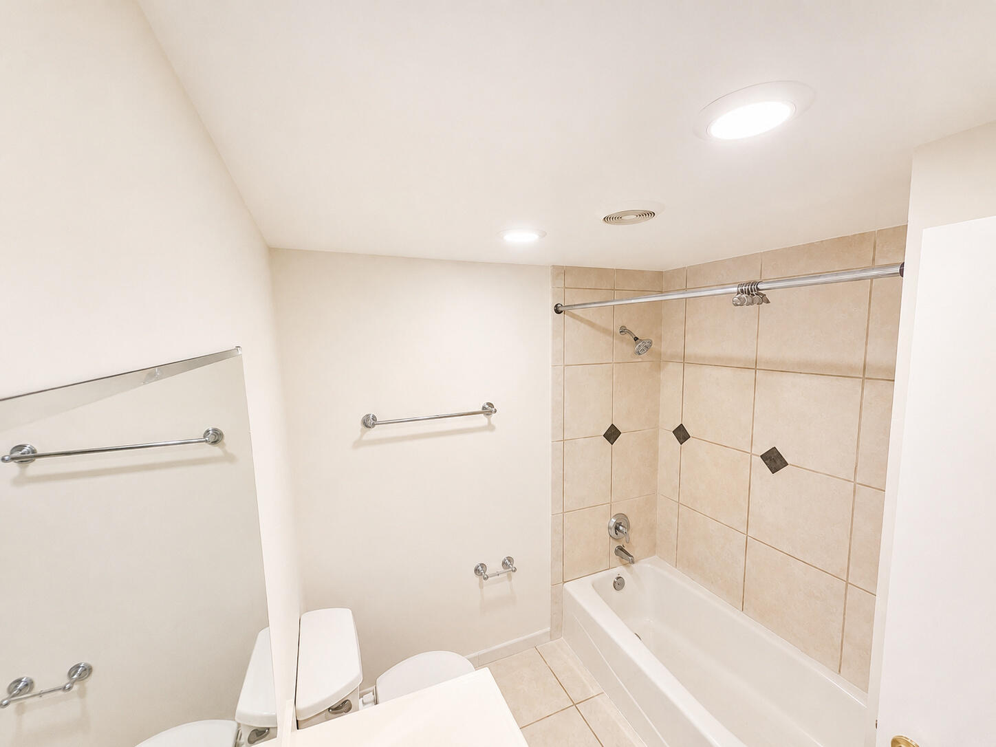 6705 N KENDALL #307, Pinecrest FL 33156