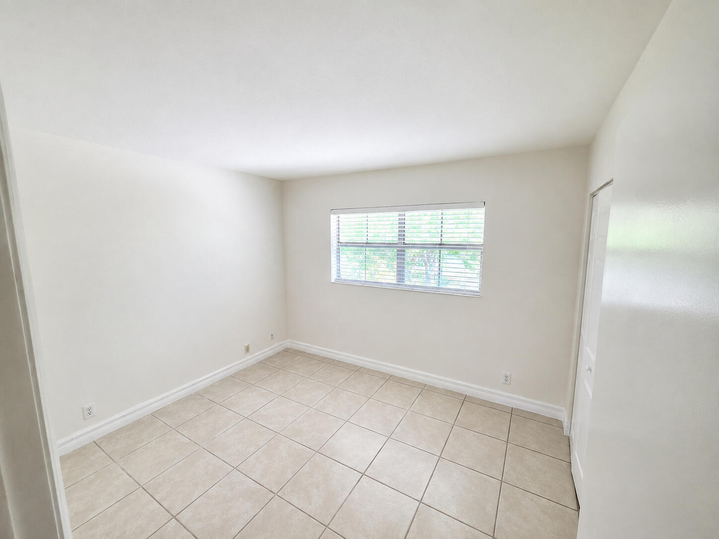 6705 N KENDALL #307, Pinecrest FL 33156