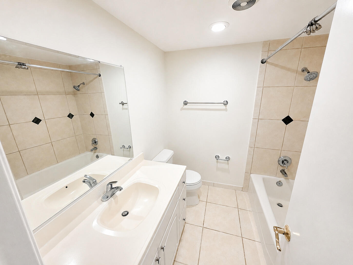 6705 N KENDALL #307, Pinecrest FL 33156