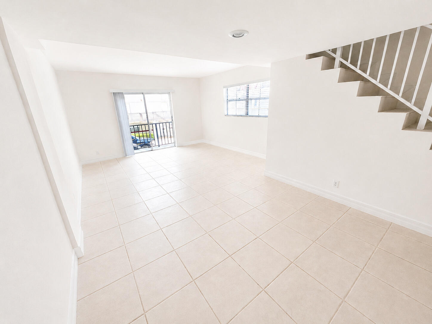 6705 N KENDALL #307, Pinecrest FL 33156