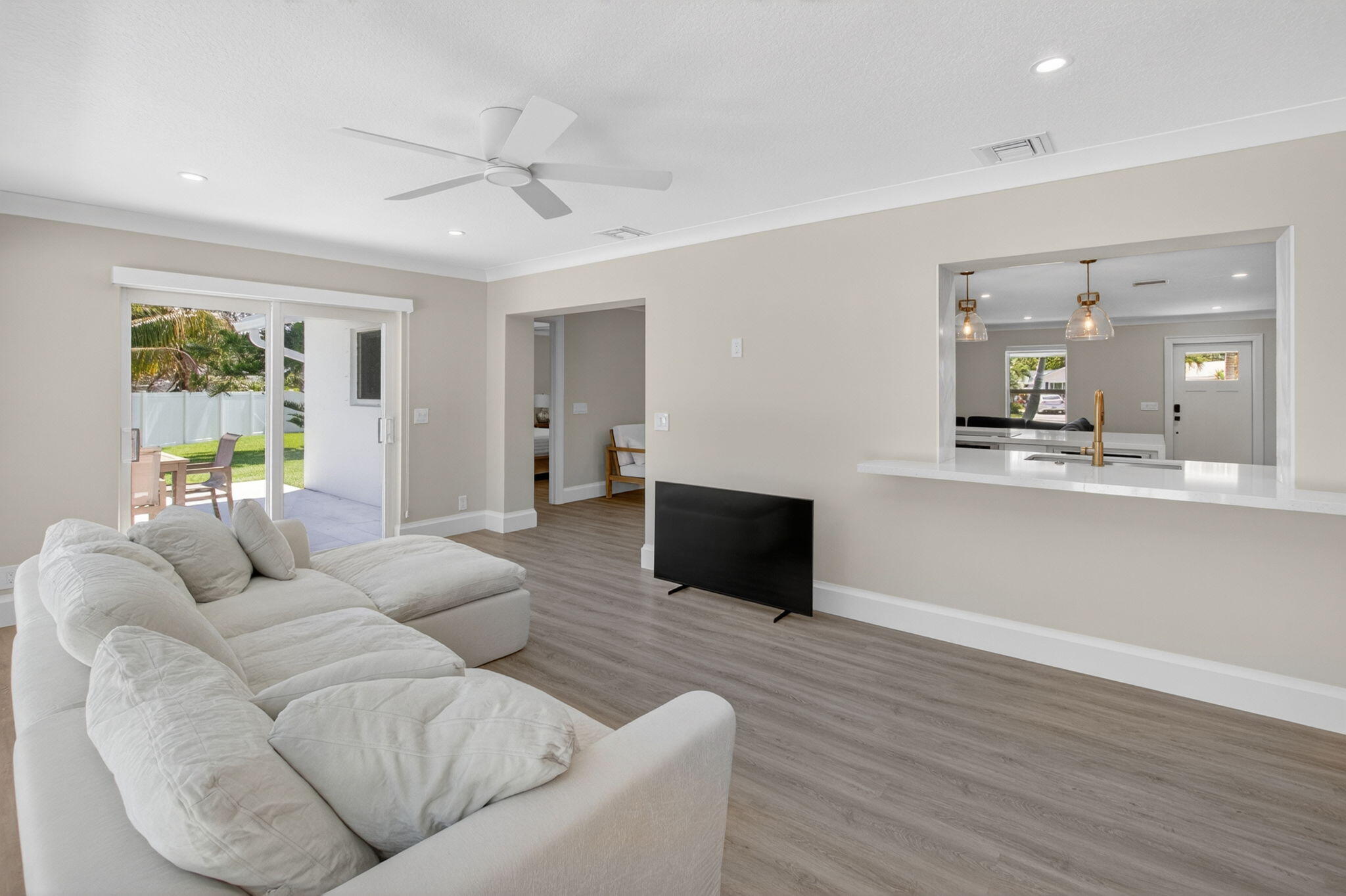 135 SE 28th, Boynton Beach FL 33435