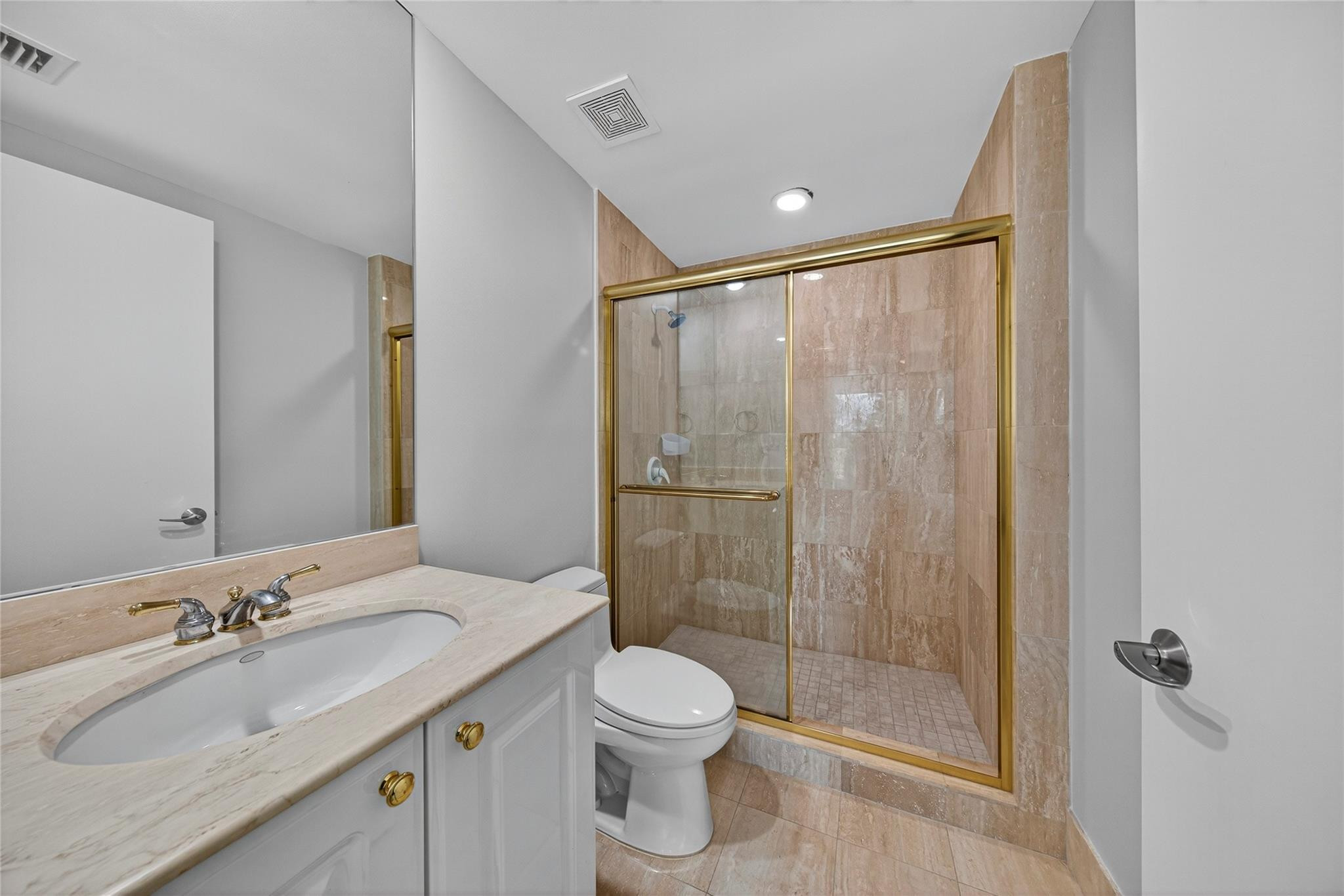 3700 S Ocean #308, Highland Beach FL 33487