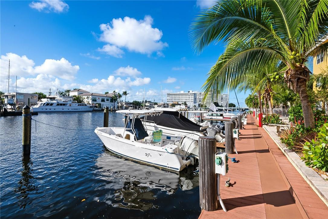 815 Middle River #205, Fort Lauderdale FL 33304