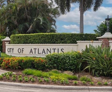415 Pine Tree #16, Atlantis FL 33462