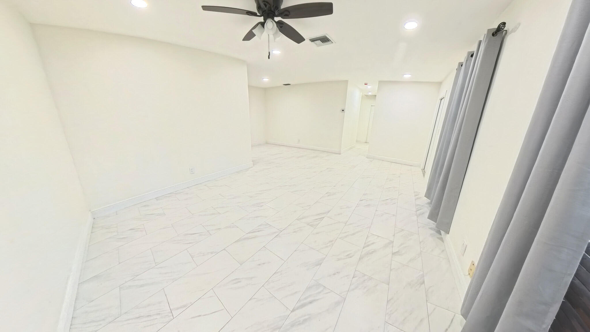 341 HENTHORNE, Palm Springs FL 33461