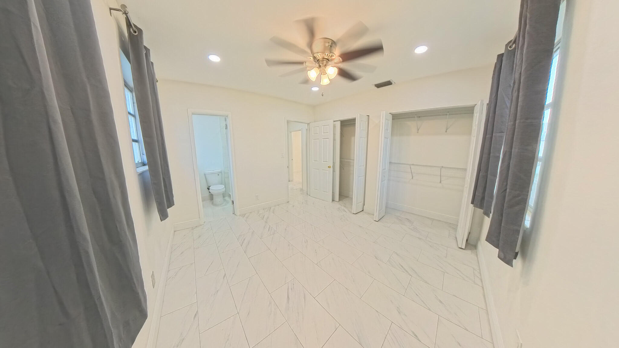 341 HENTHORNE, Palm Springs FL 33461