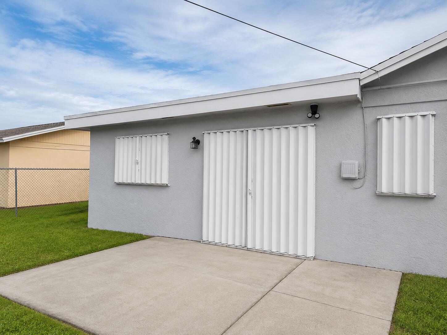 1223 W 27th, Riviera Beach FL 33404