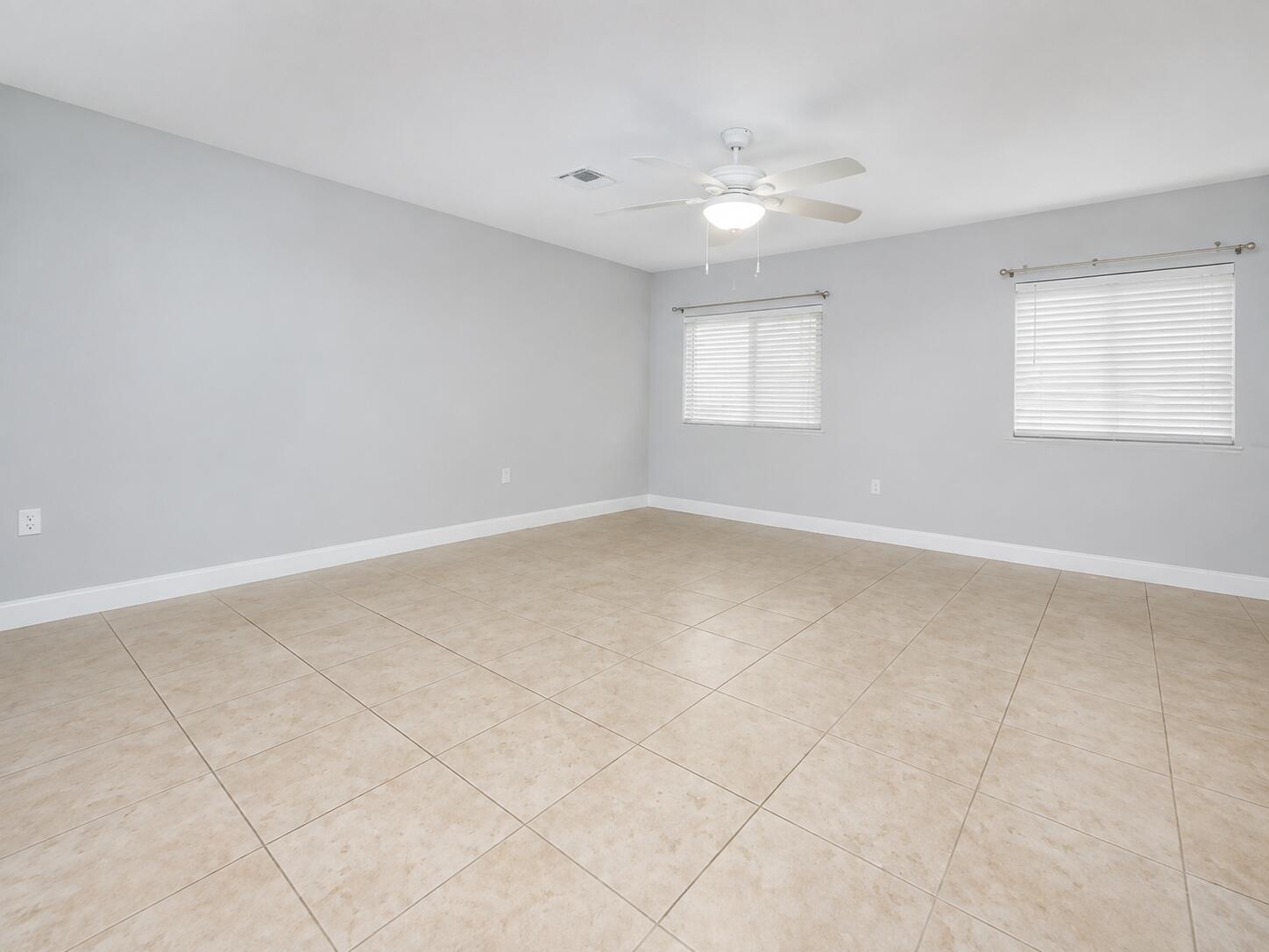 1223 W 27th, Riviera Beach FL 33404