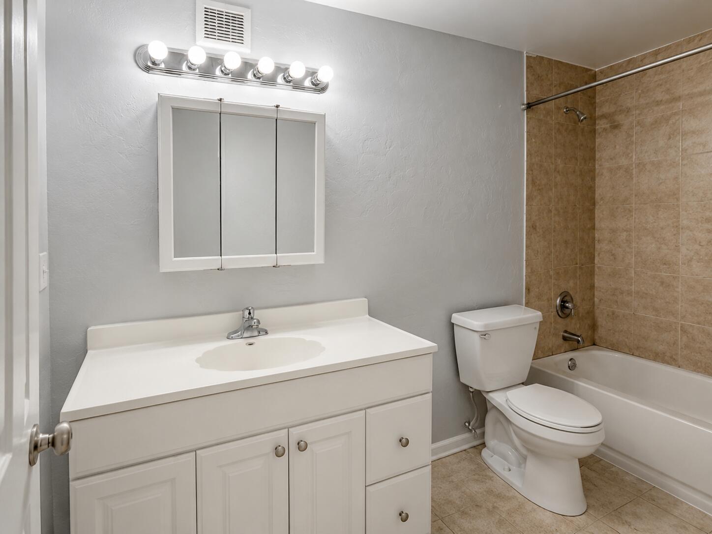 1223 W 27th, Riviera Beach FL 33404