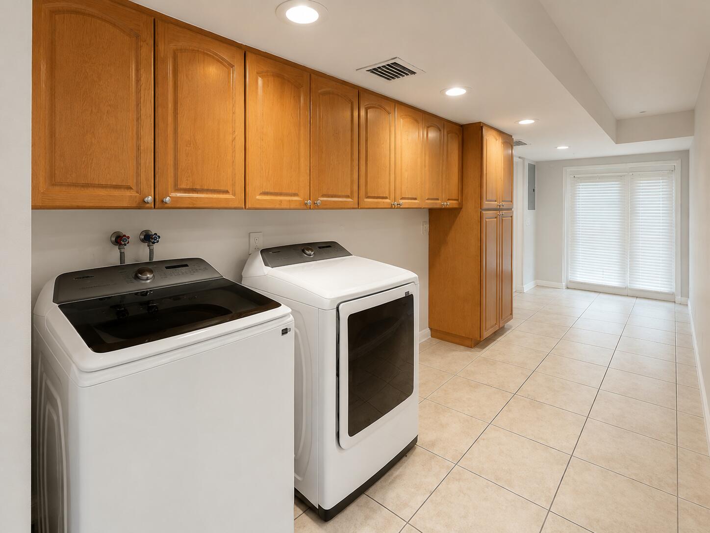 1223 W 27th, Riviera Beach FL 33404