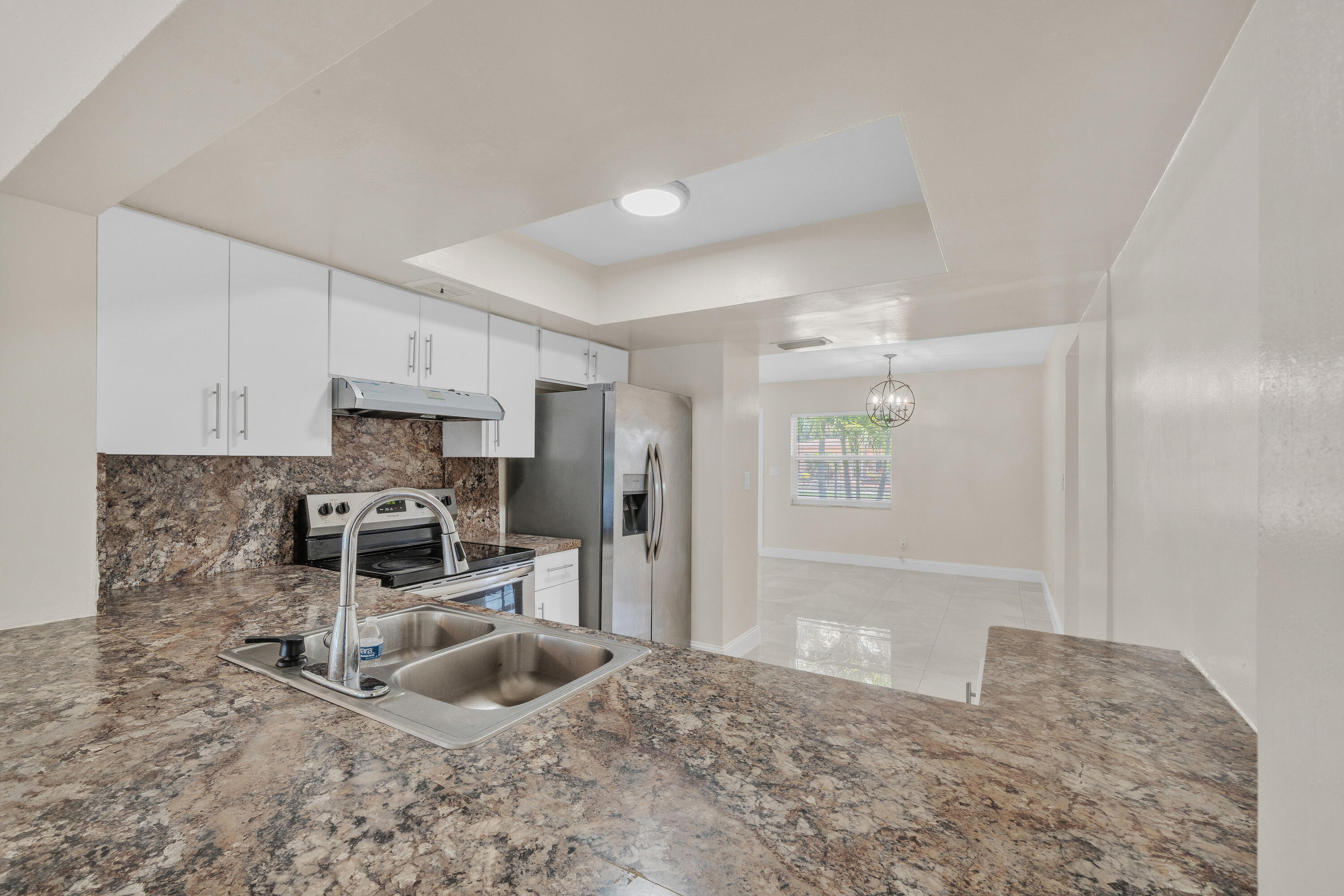 4921 NW 39TH, Lauderdale Lakes FL 33319