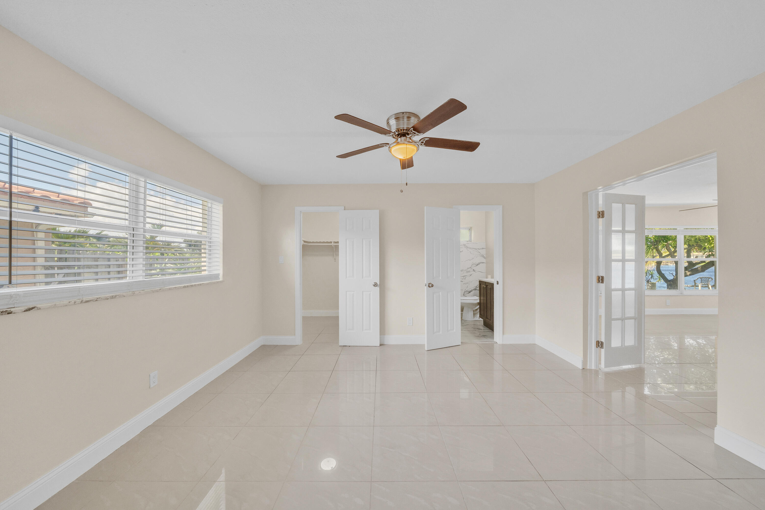 4921 NW 39TH, Lauderdale Lakes FL 33319