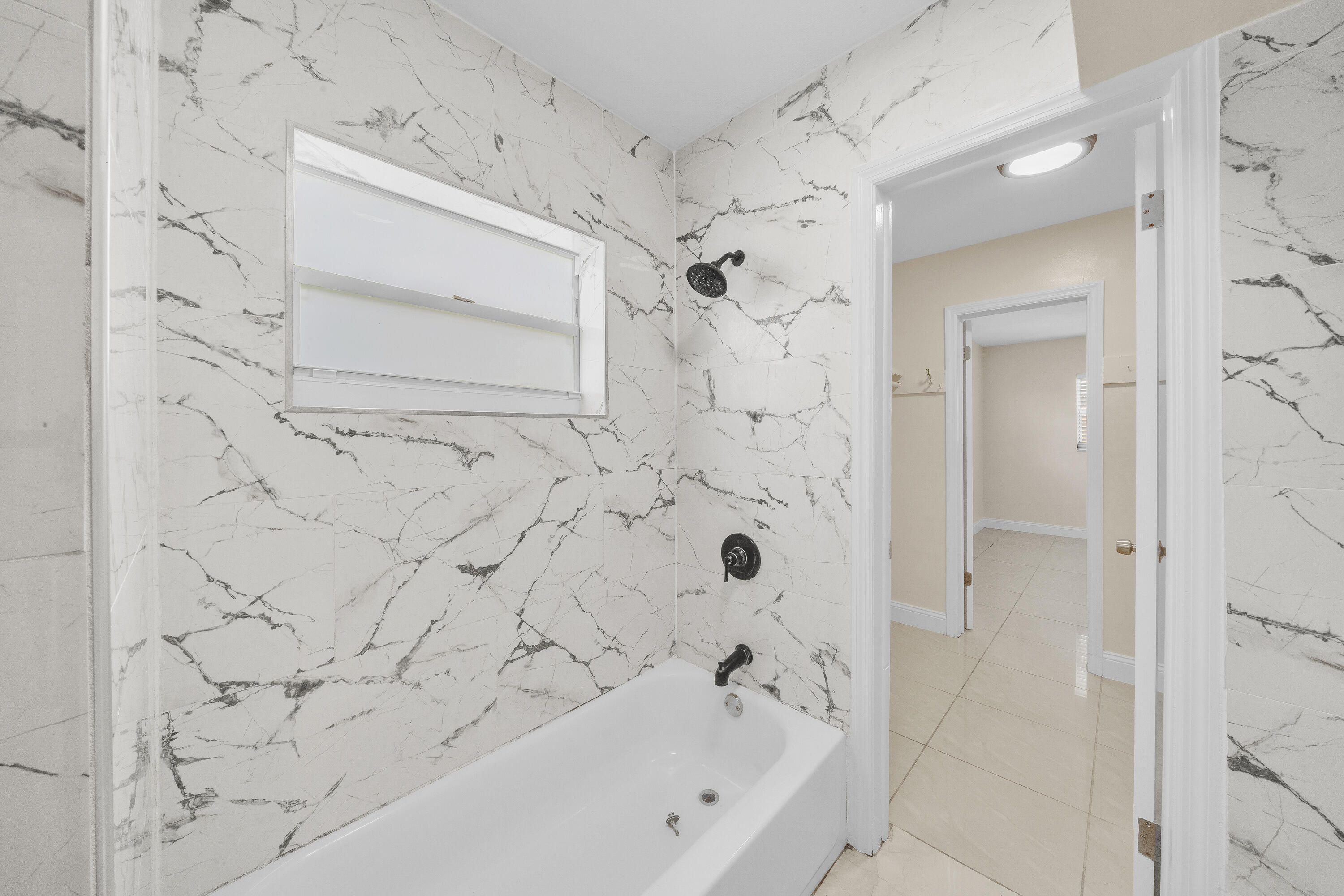 4921 NW 39TH, Lauderdale Lakes FL 33319