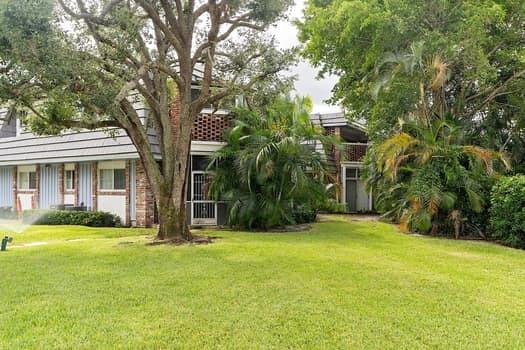 415 Pine Tree #16, Atlantis FL 33462