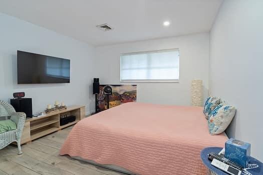 415 Pine Tree #16, Atlantis FL 33462