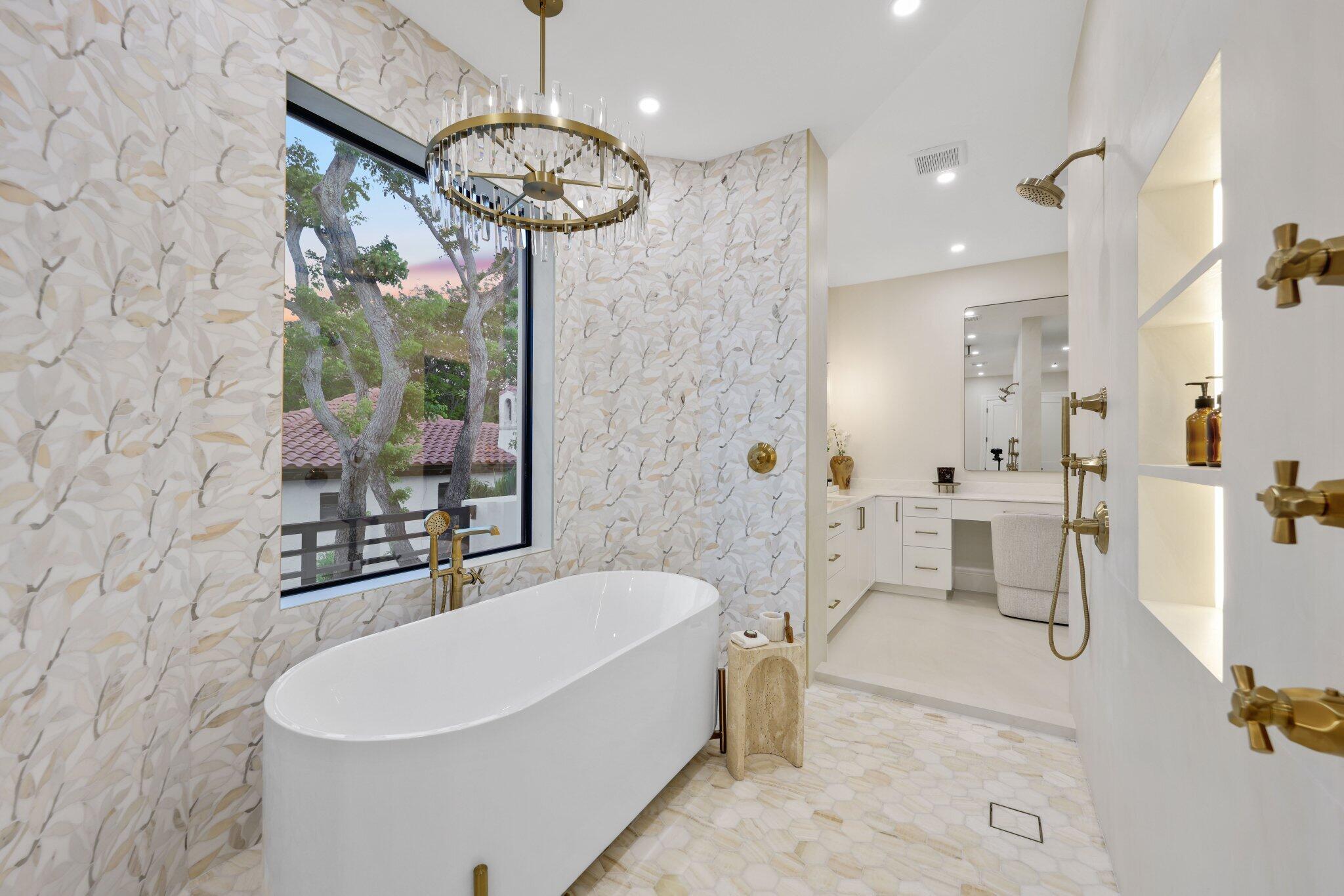 23 COCONUT, Ocean Ridge FL 33435