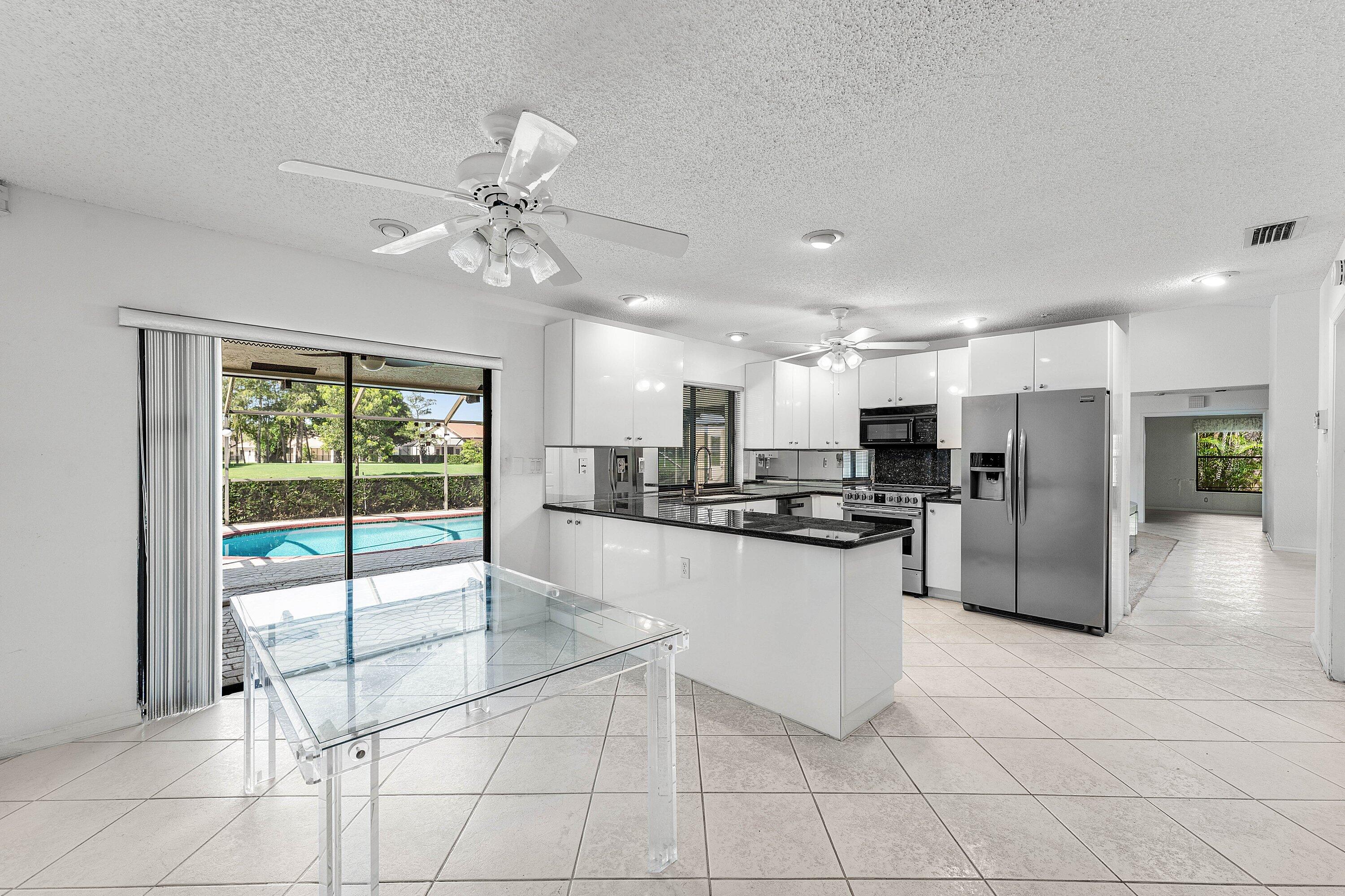 10775 Boca Woods, Boca Raton FL 33428