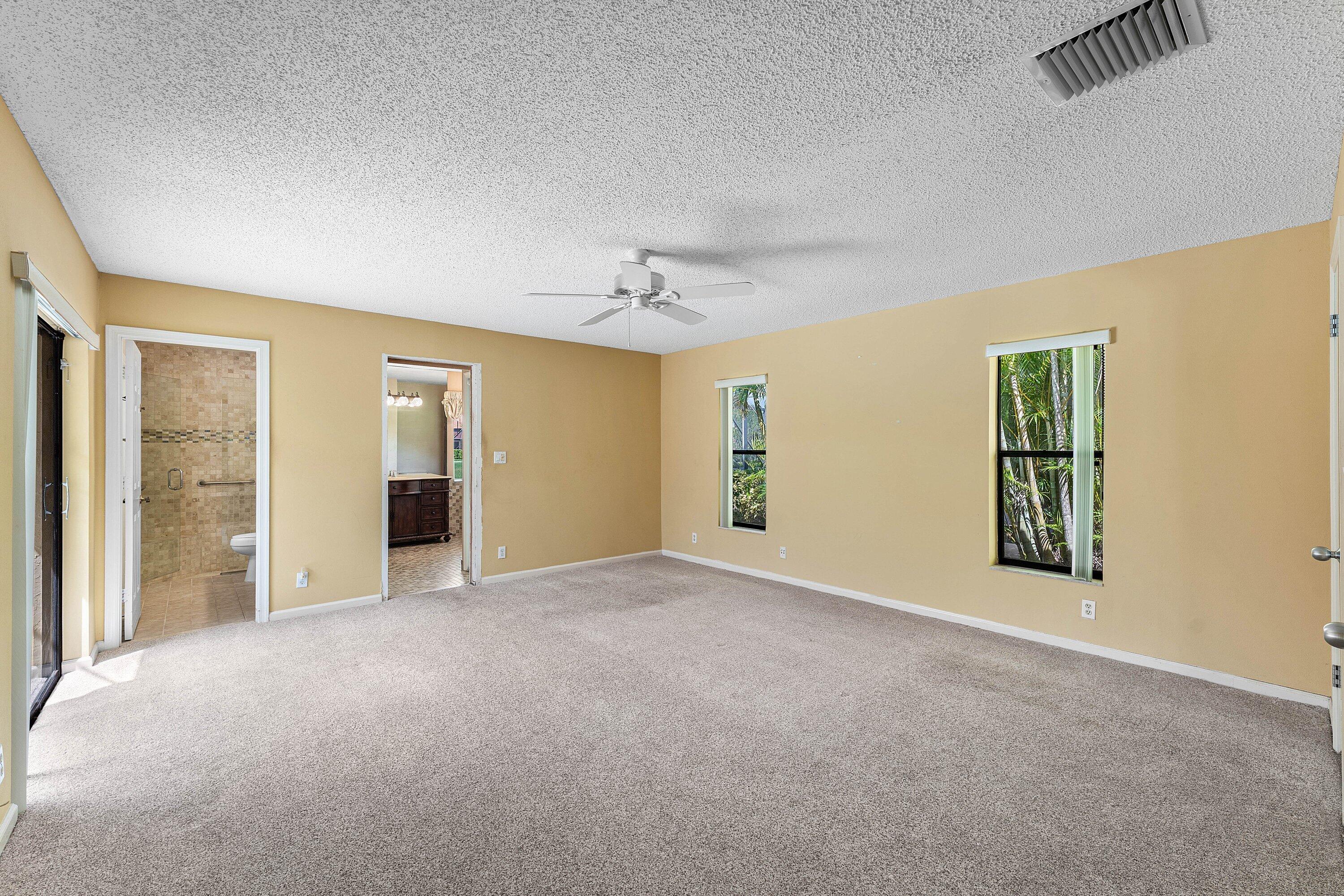 10775 Boca Woods, Boca Raton FL 33428