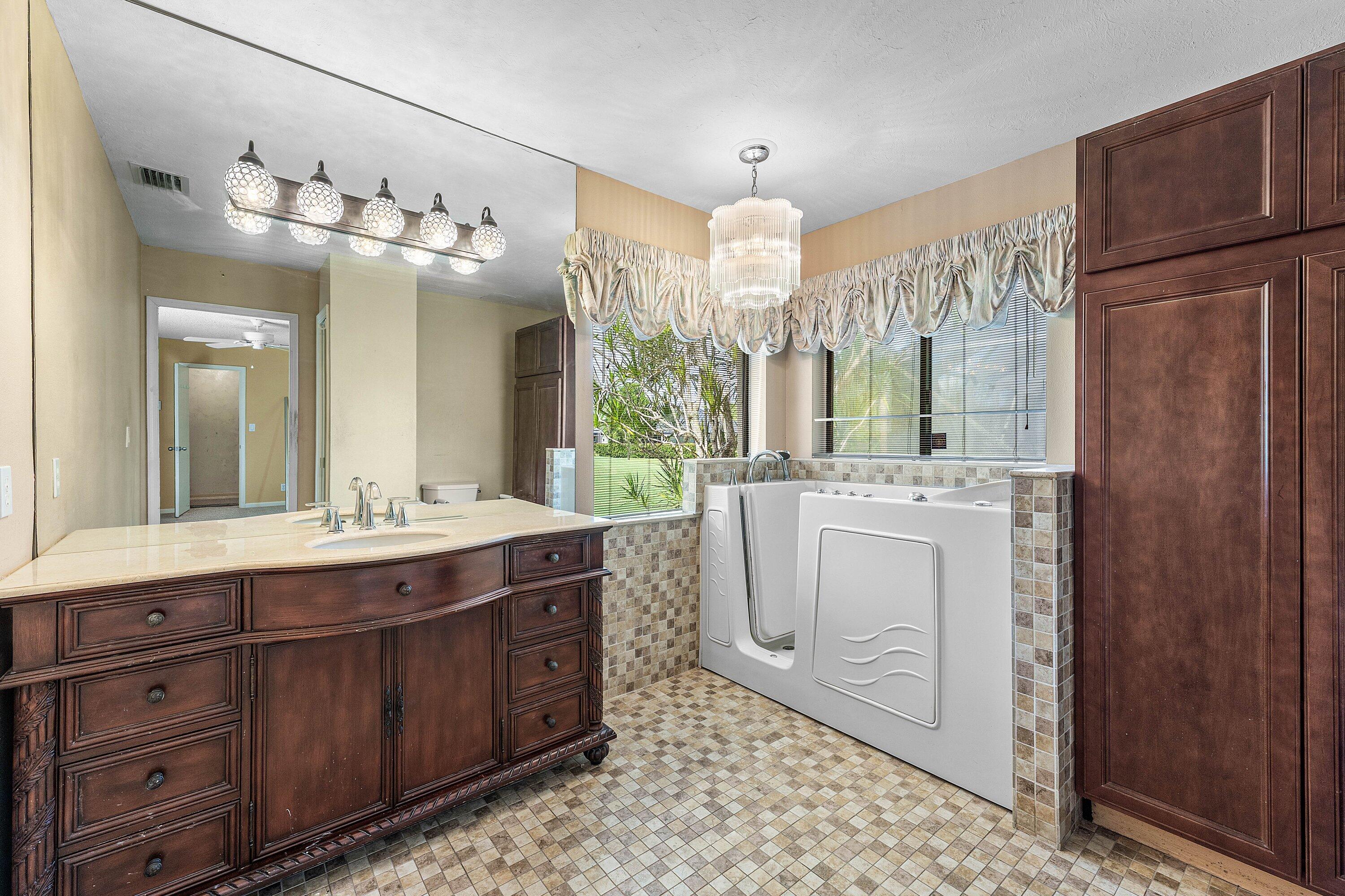 10775 Boca Woods, Boca Raton FL 33428