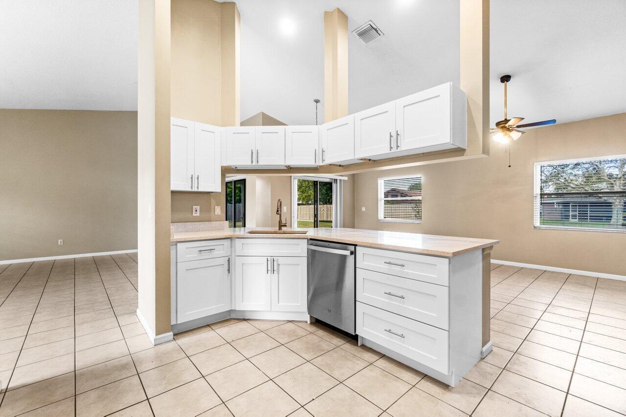 273 Ponce De Leon, Royal Palm Beach FL 33411